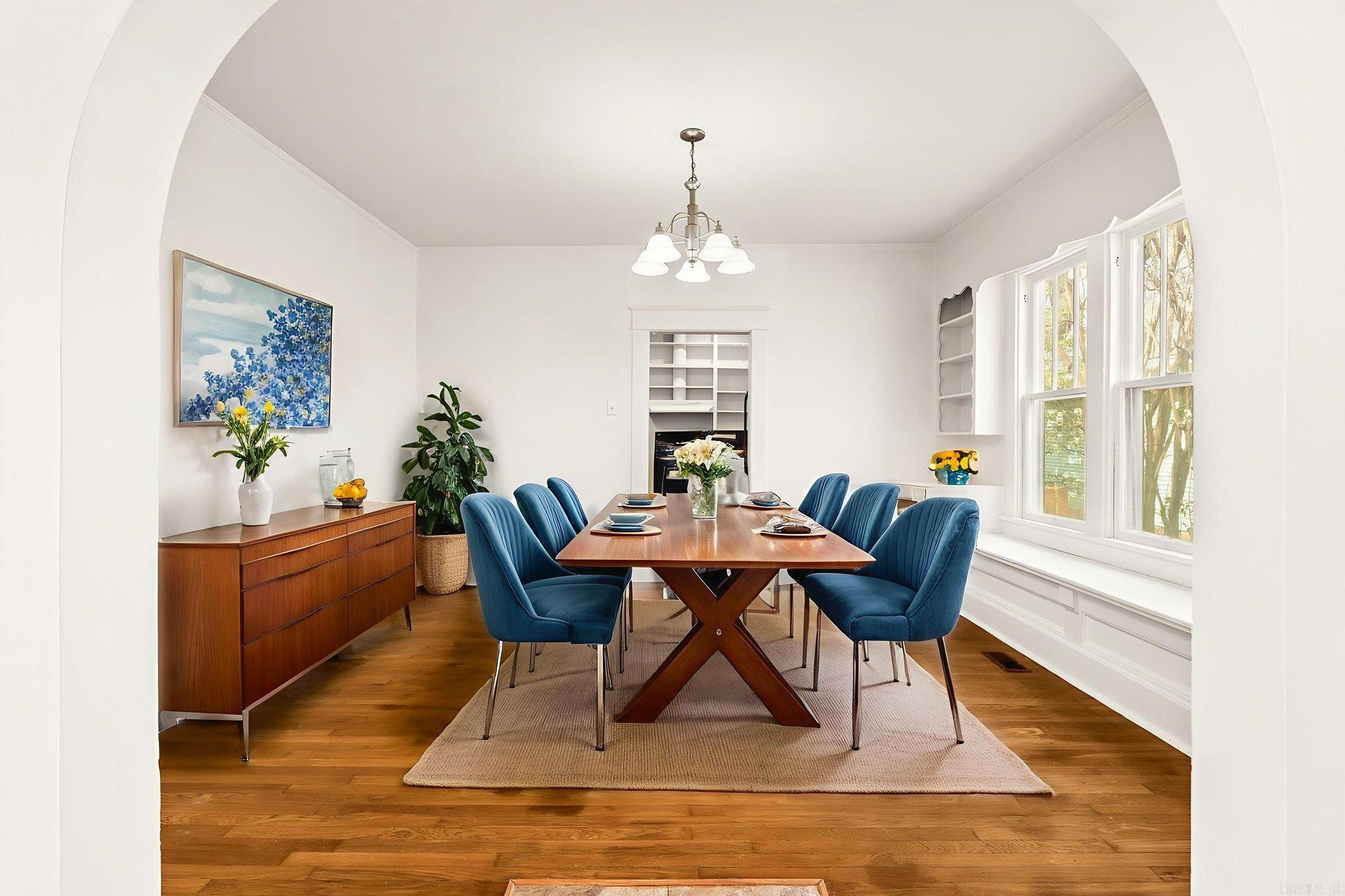 ELMHURST - Residential