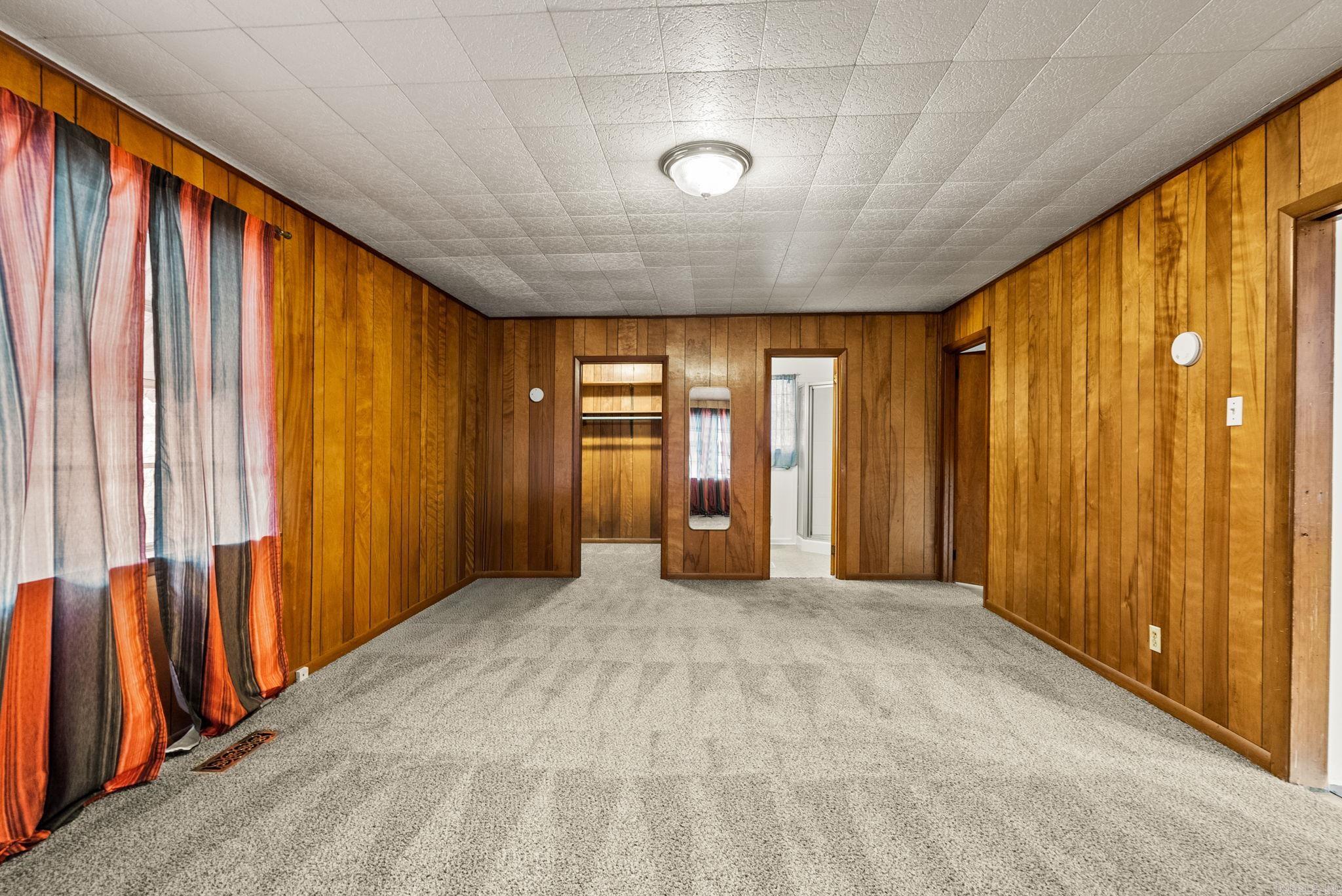 ELMHURST - Residential