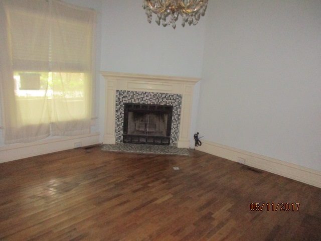 BEMIS GROVE - Residential