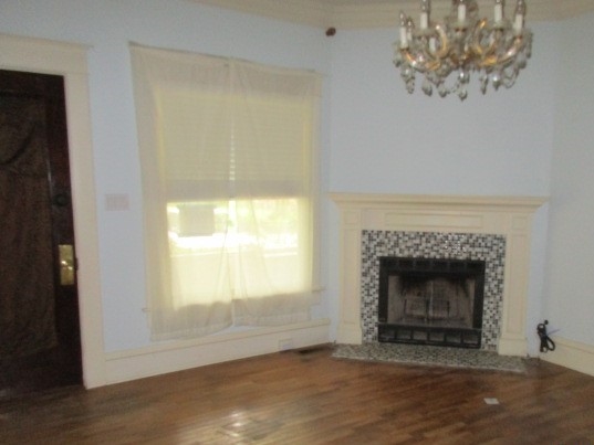 BEMIS GROVE - Residential