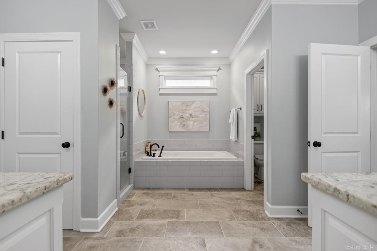 CHENAL VALLEY EPERNAY PLACE - Residential