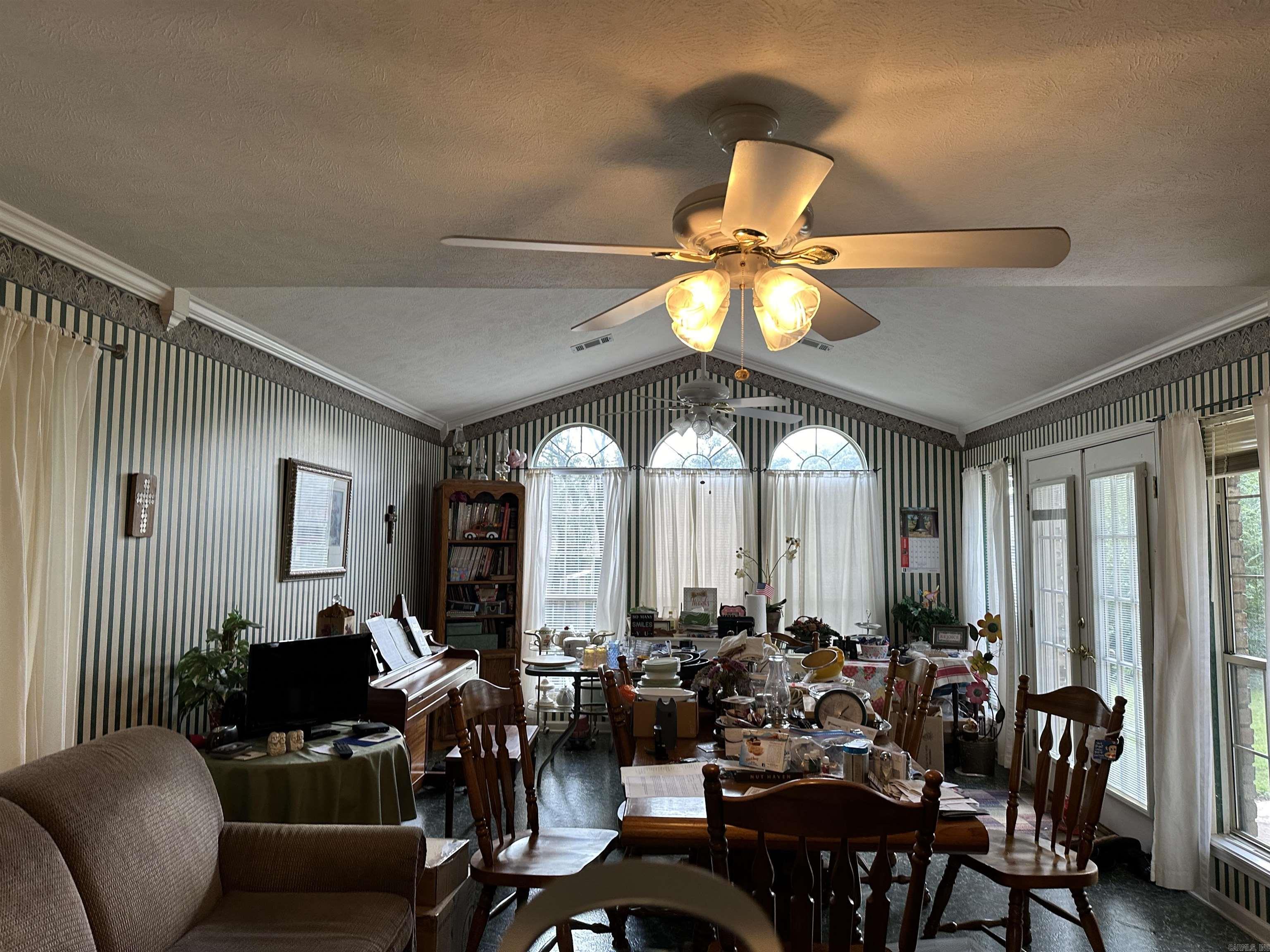 WOODLAND SPRINGS - Residential