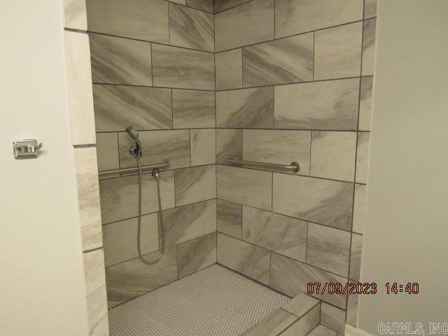 Tucker Creek - Residential Lease