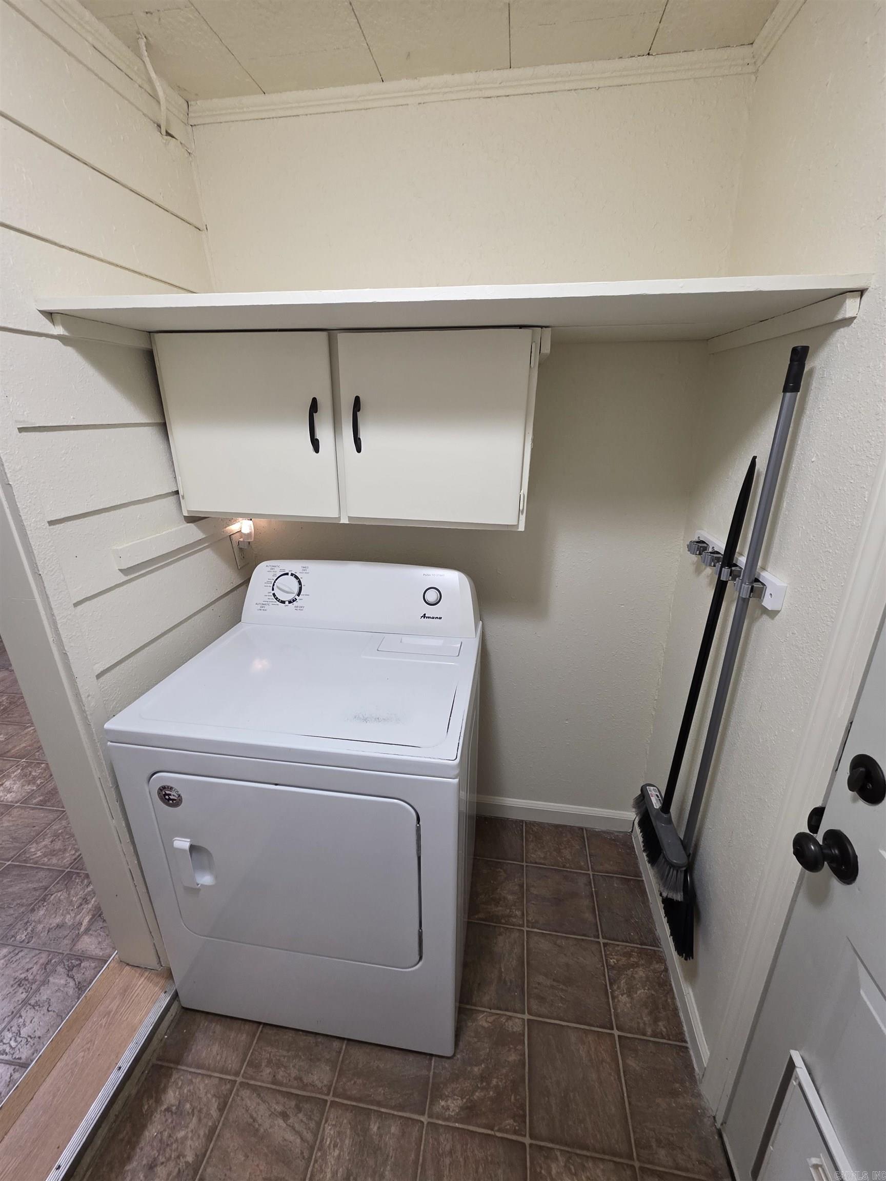 M&B PIGGOTT 2-20-8 - Residential