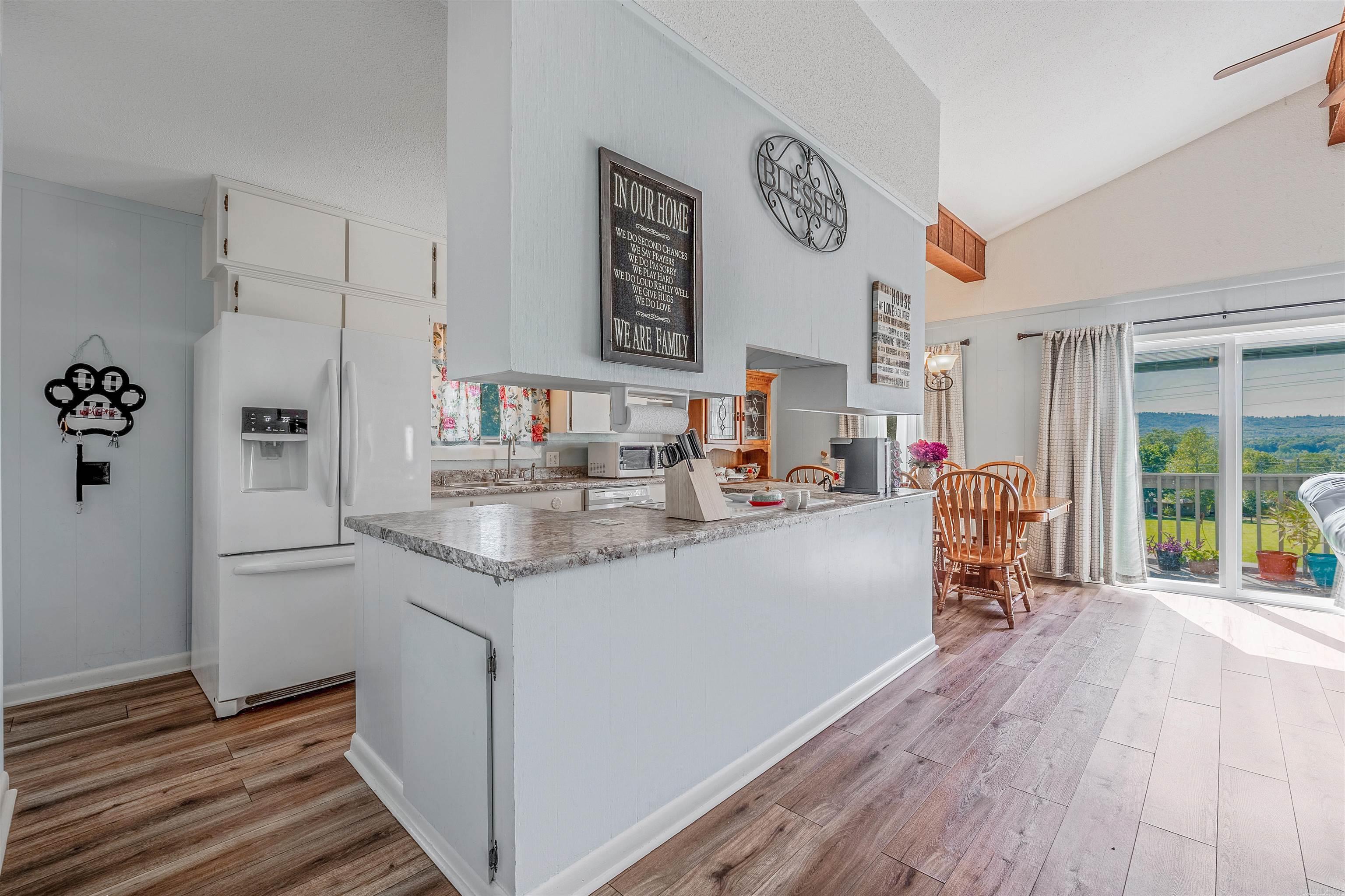 MOOREVIEW - Residential