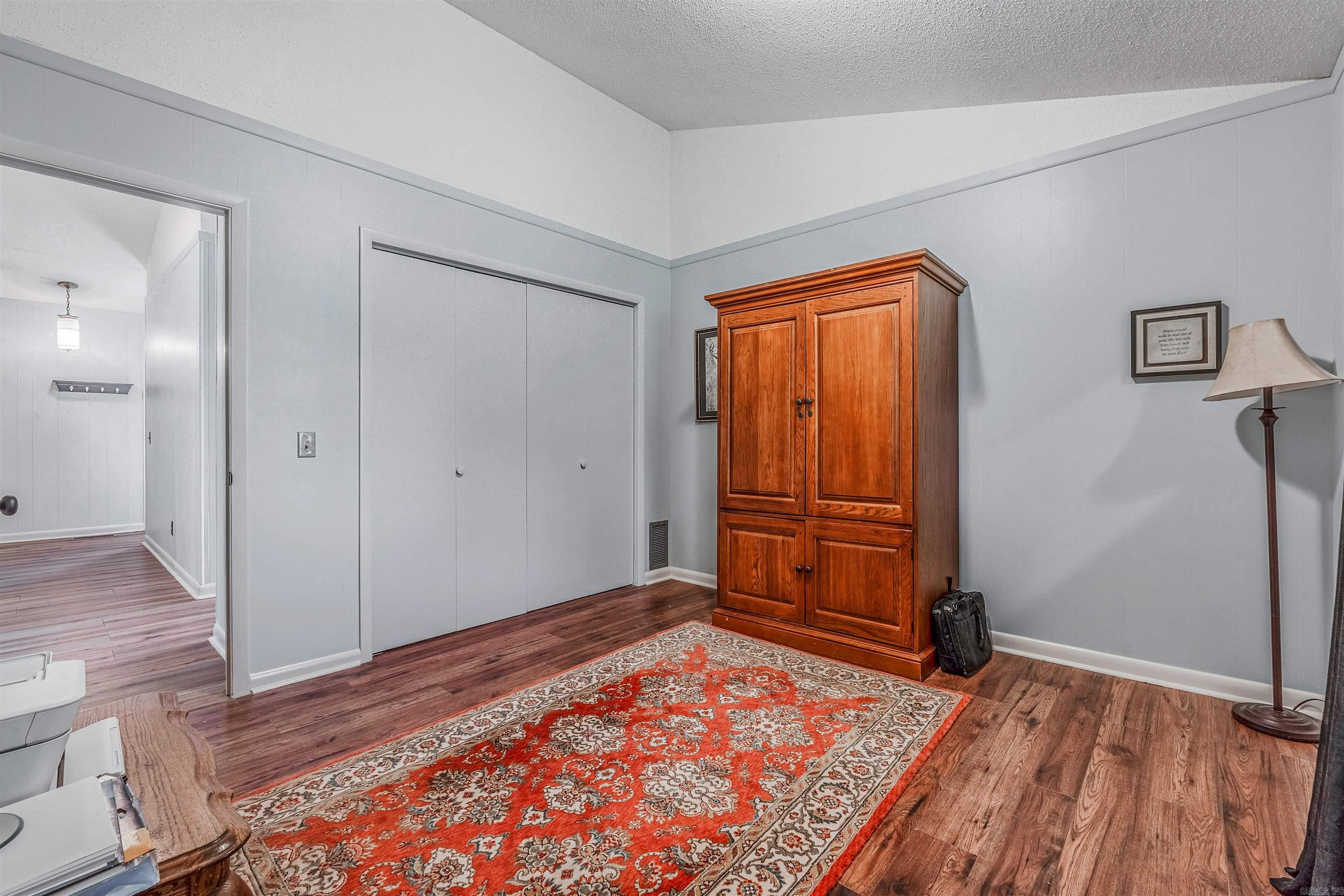 MOOREVIEW - Residential