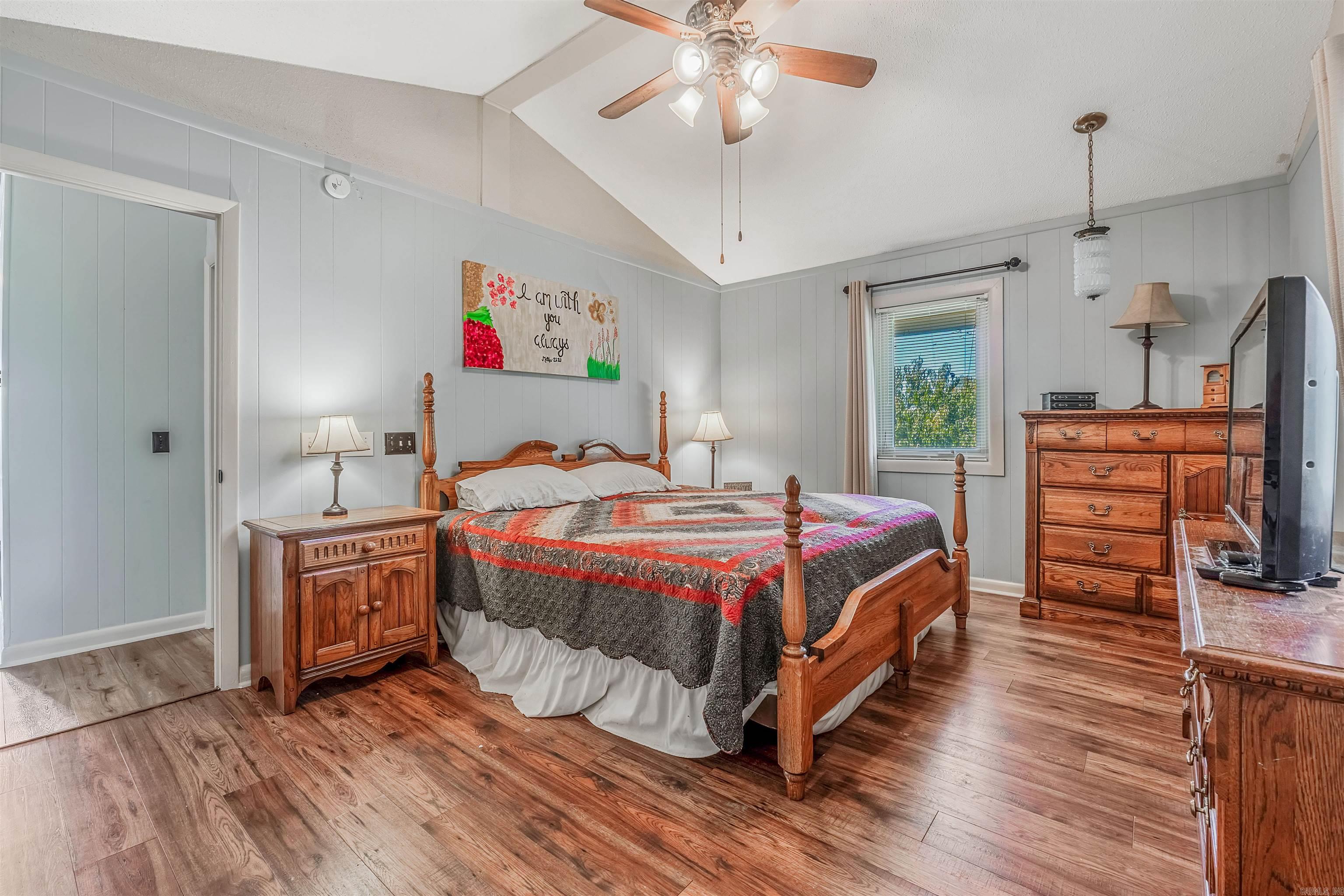 MOOREVIEW - Residential