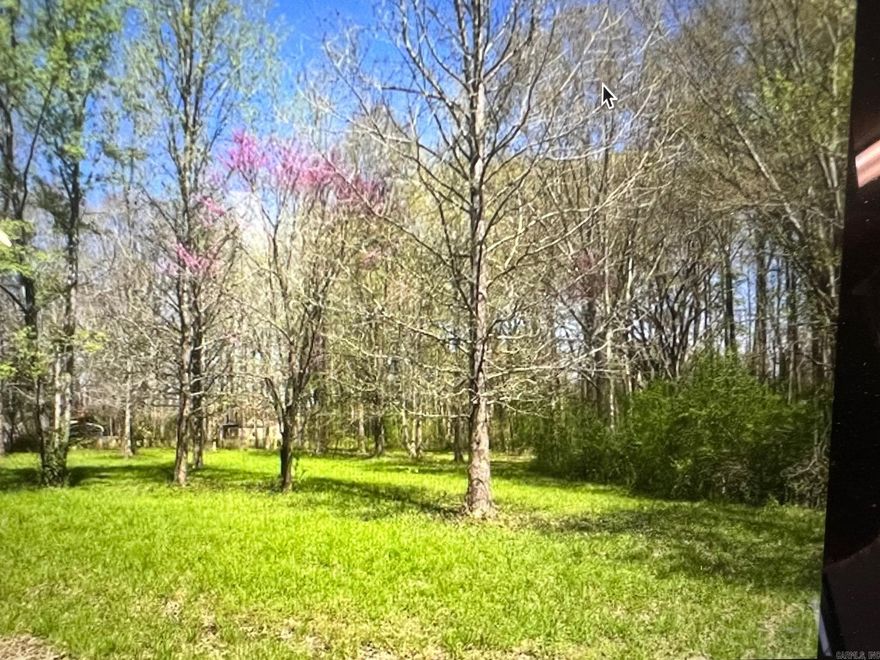 Two fine lots, close to the river.