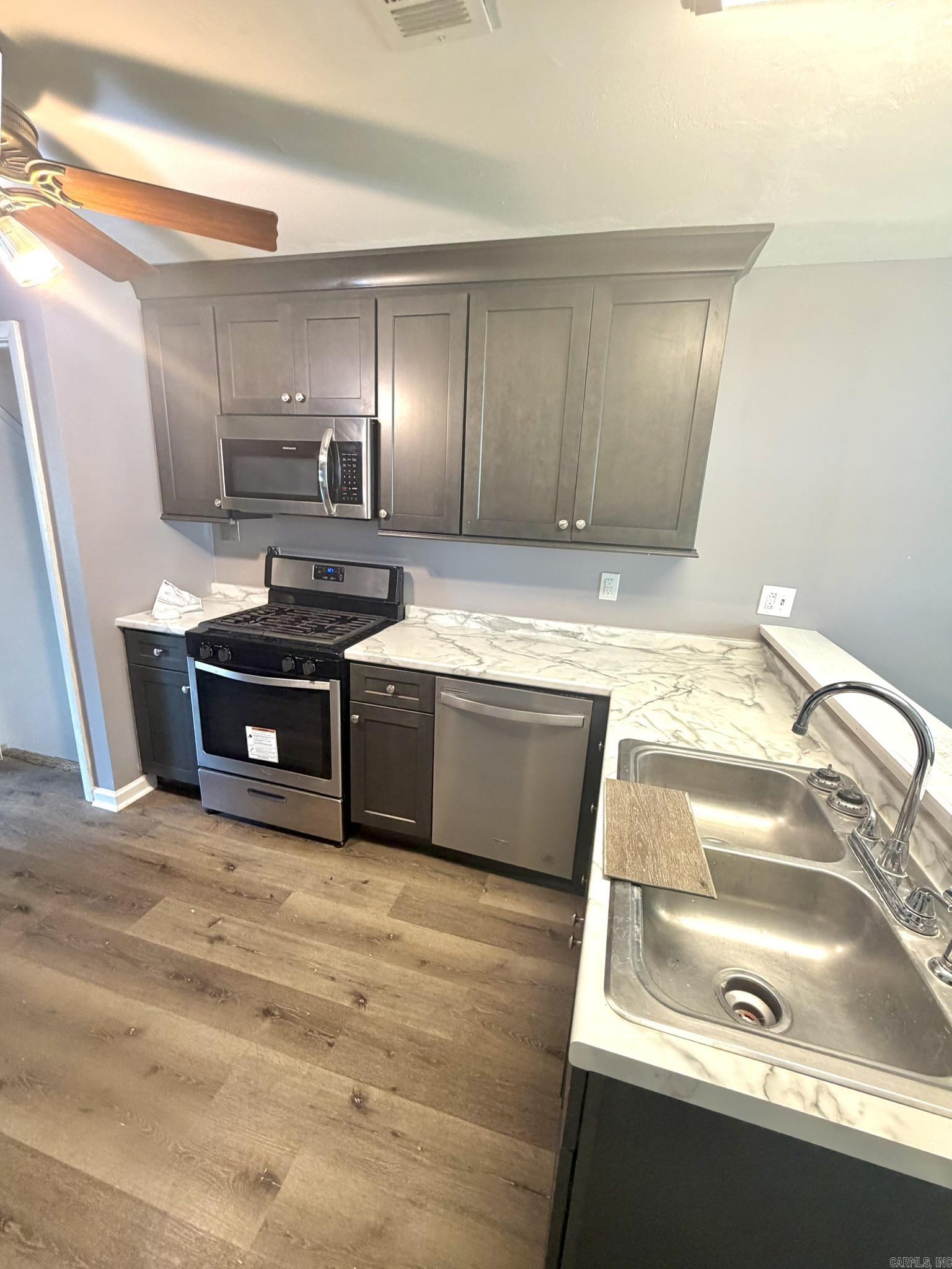 NOBLE ACRES - Residential