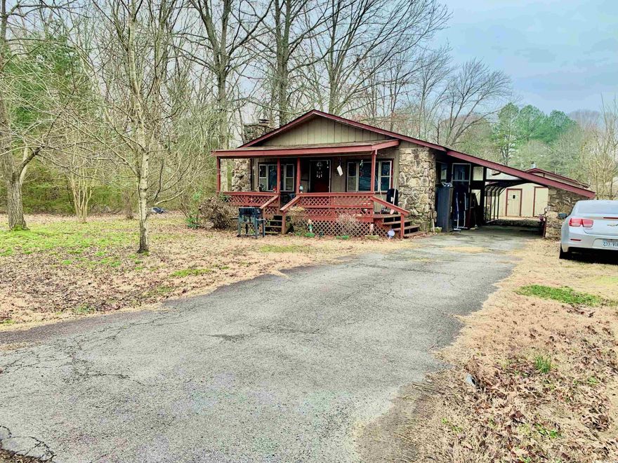 This 3 bedroom, 1-1/2 bath home is located close to the LITTLE RED RIVER!    There is a fenced in area for a garden; work shop, and outside storage building.   Agents:  See Agent remarks.
