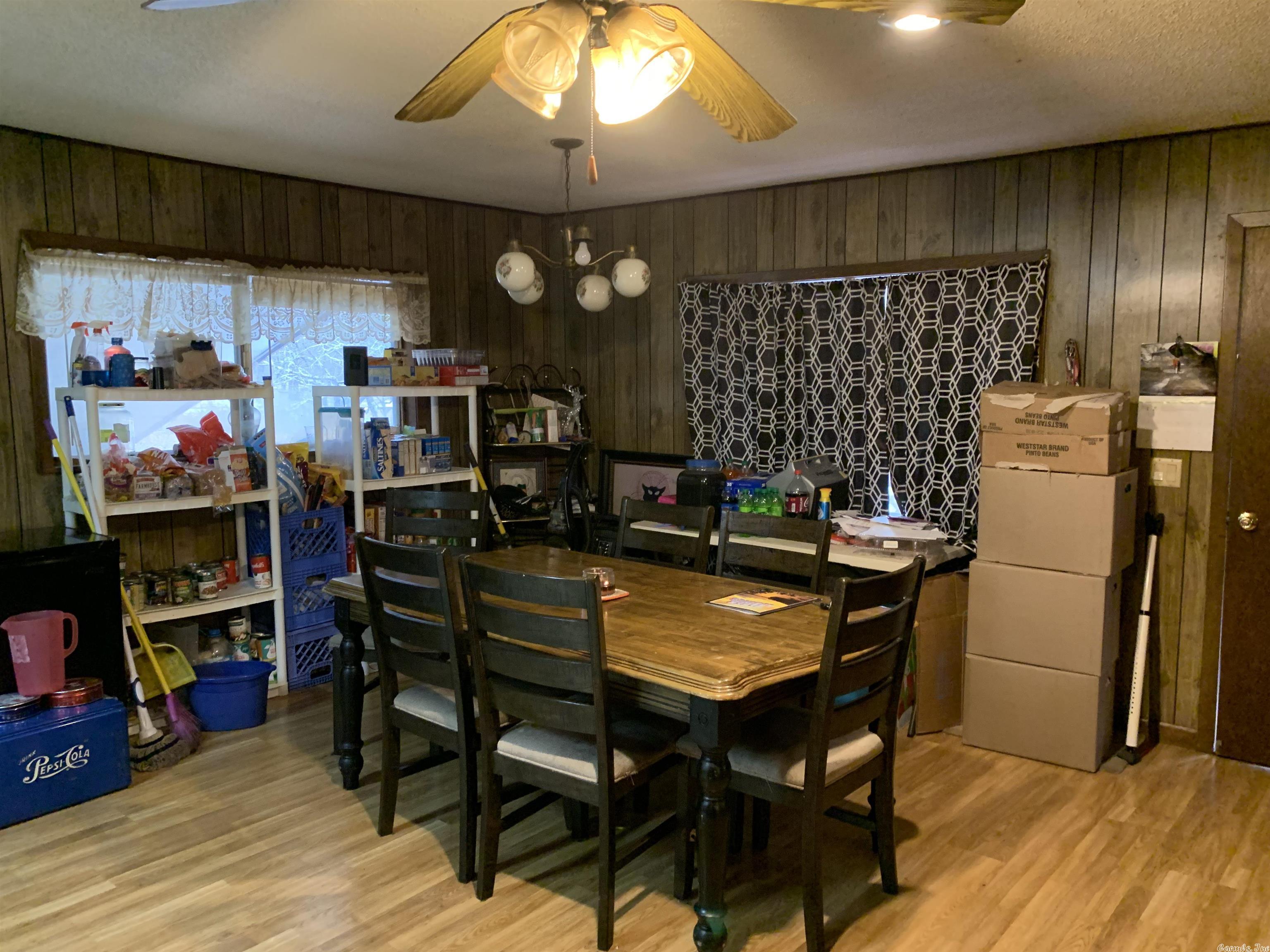 RIVER OAKS - Residential