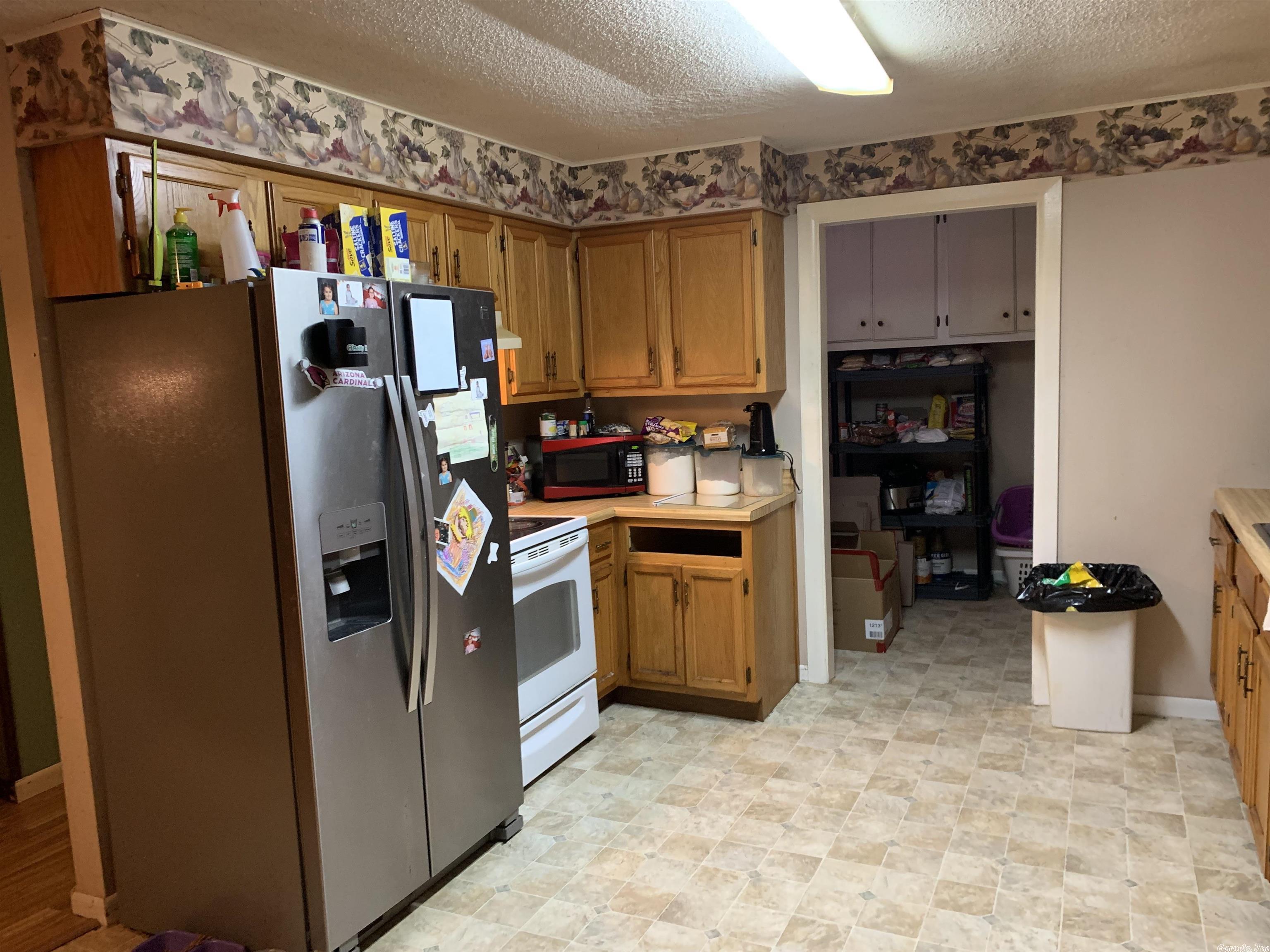 RIVER OAKS - Residential