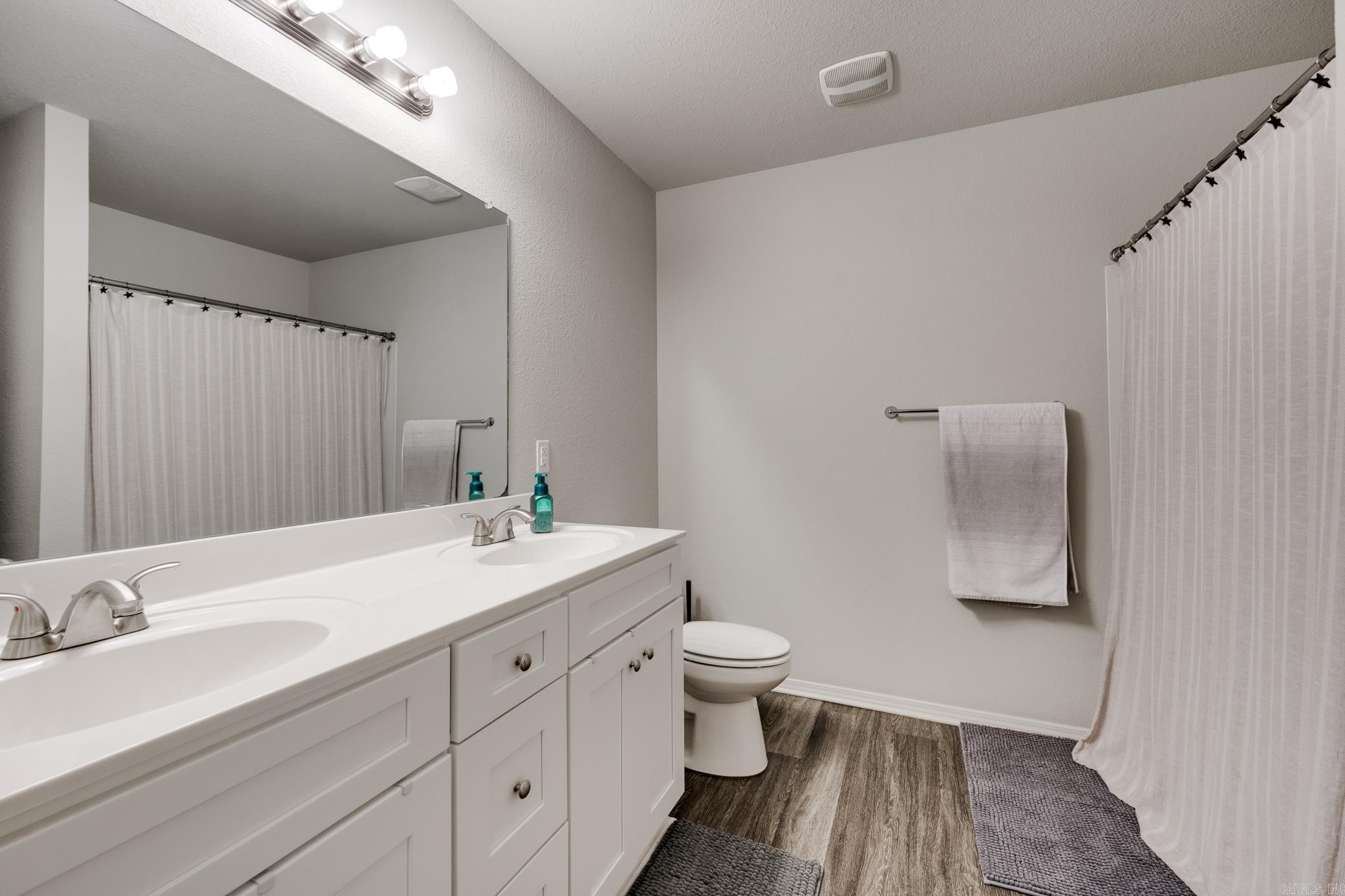 TRAMMEL ESTATES - Residential