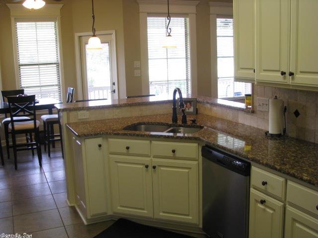 WATERS EDGE - Residential