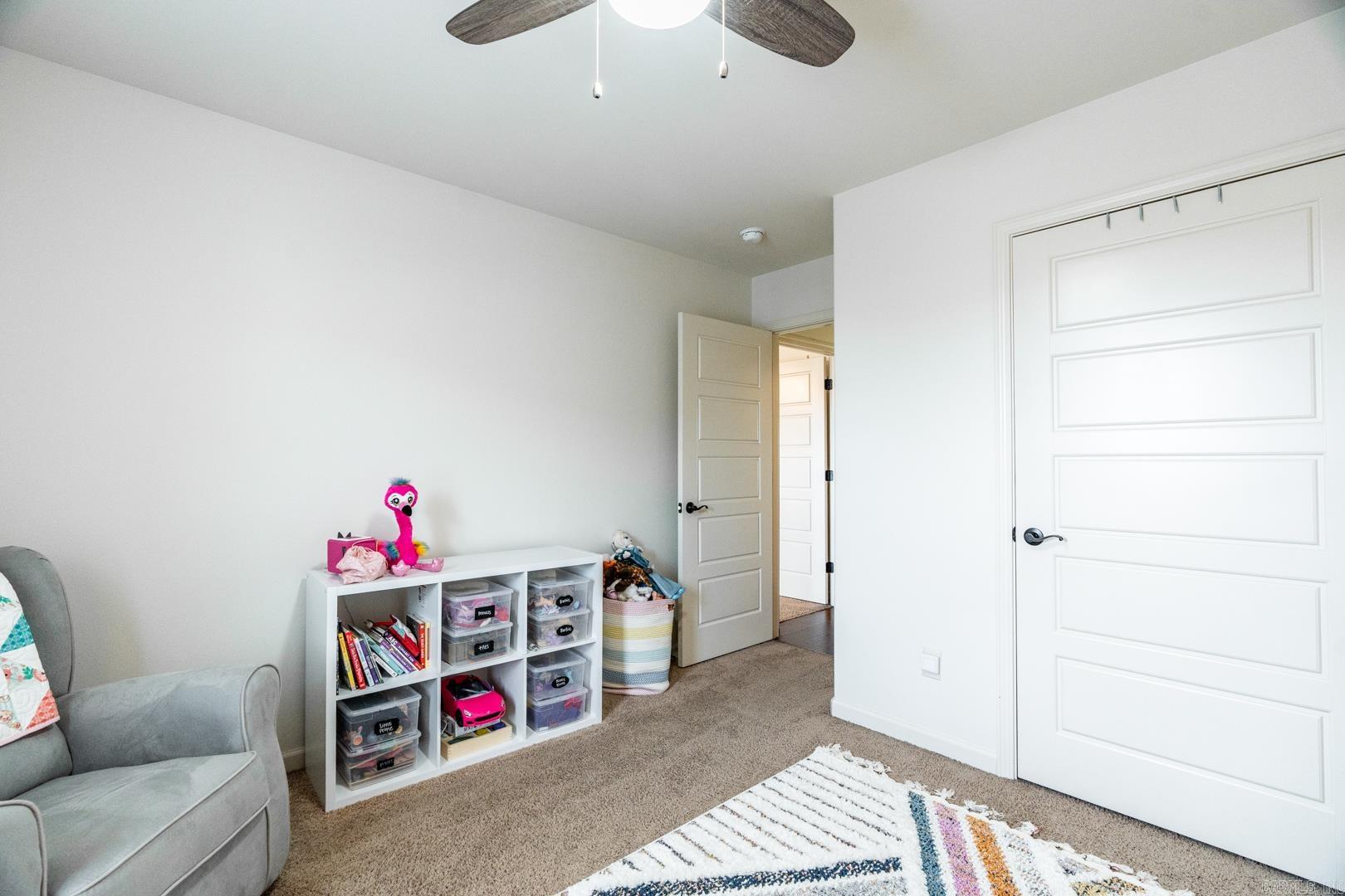 CYPRESS VALLEY - Residential