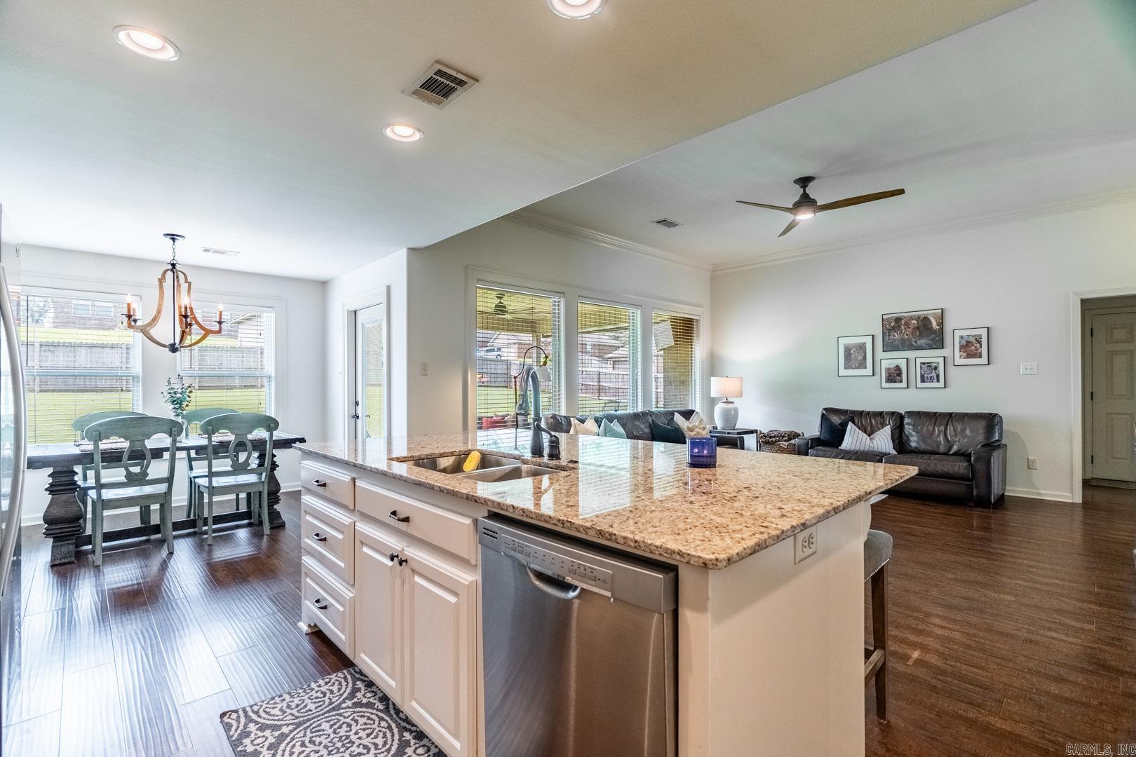 CYPRESS VALLEY - Residential