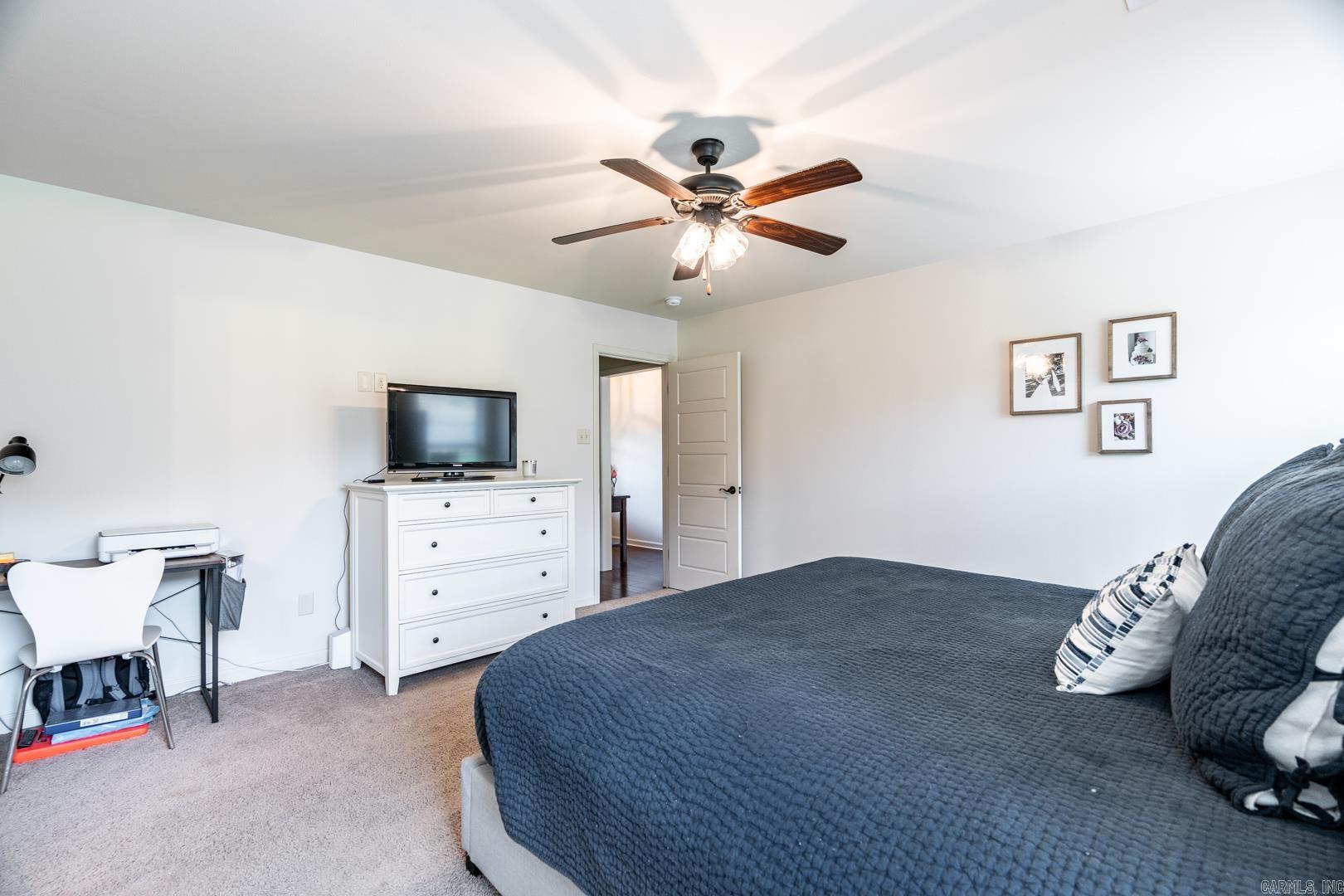 CYPRESS VALLEY - Residential