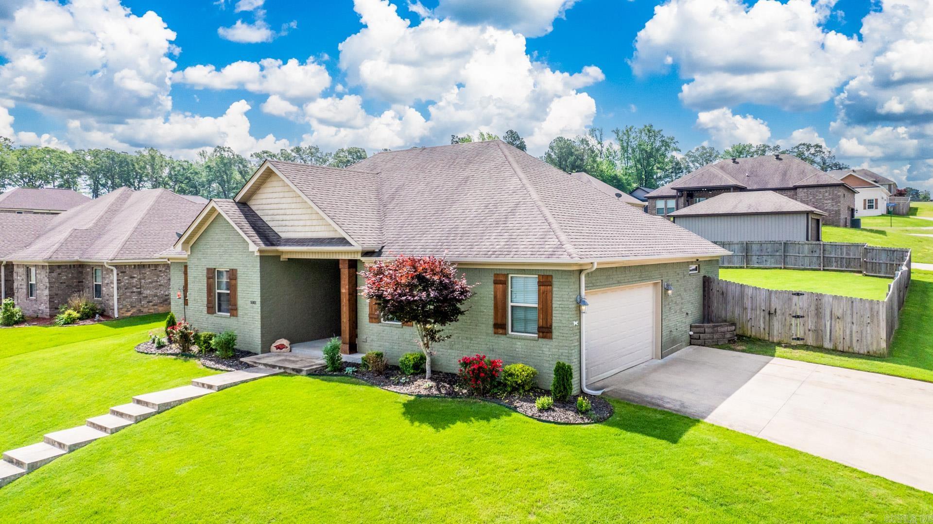 CYPRESS VALLEY - Residential