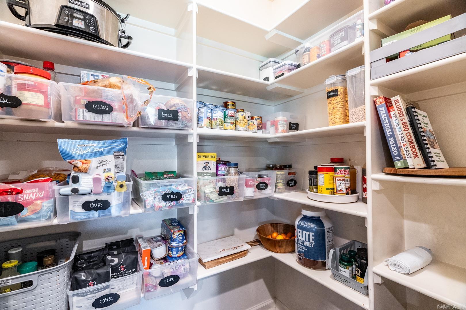 CYPRESS VALLEY - Residential