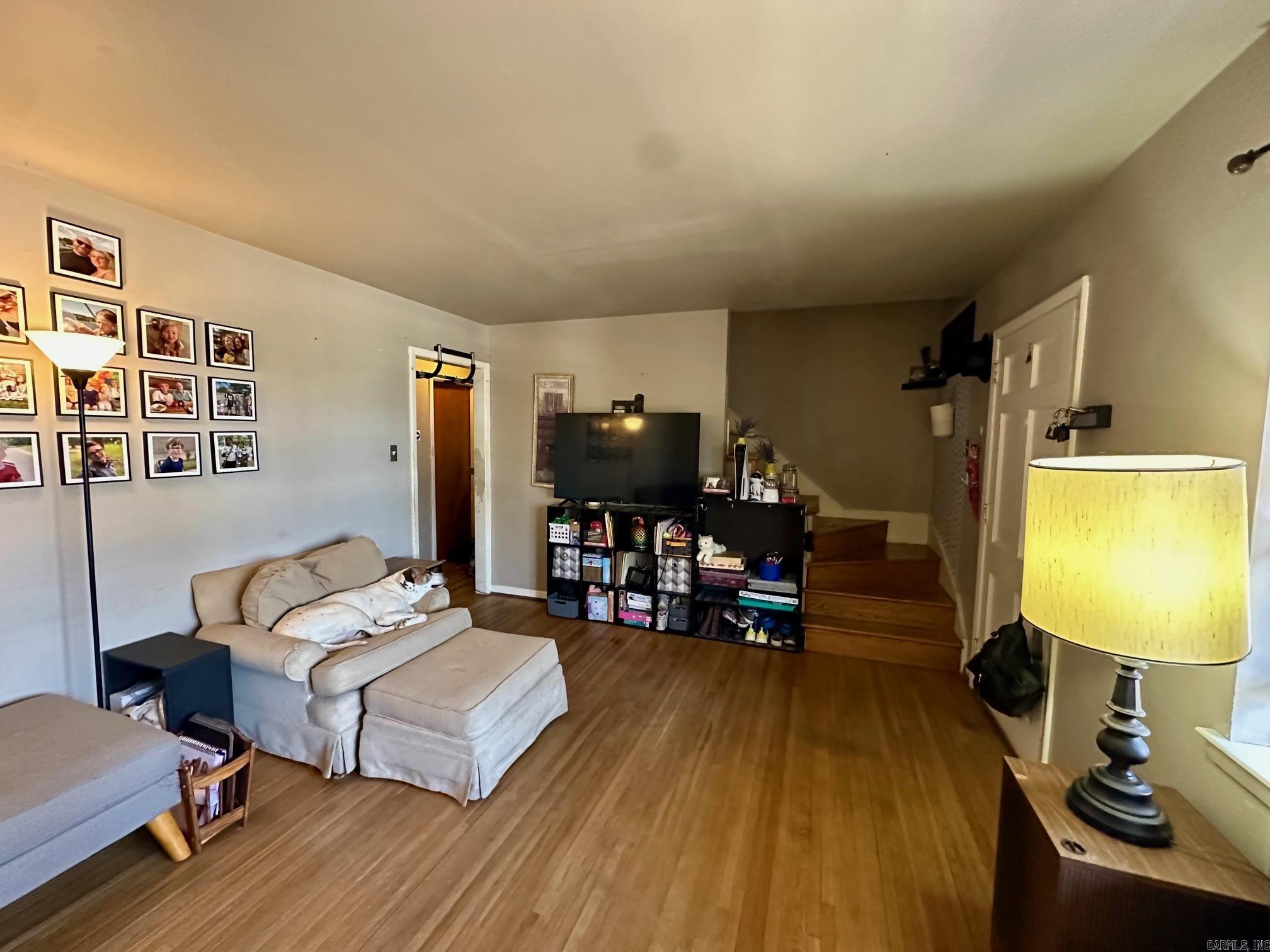 INDIAN HILLS - Residential