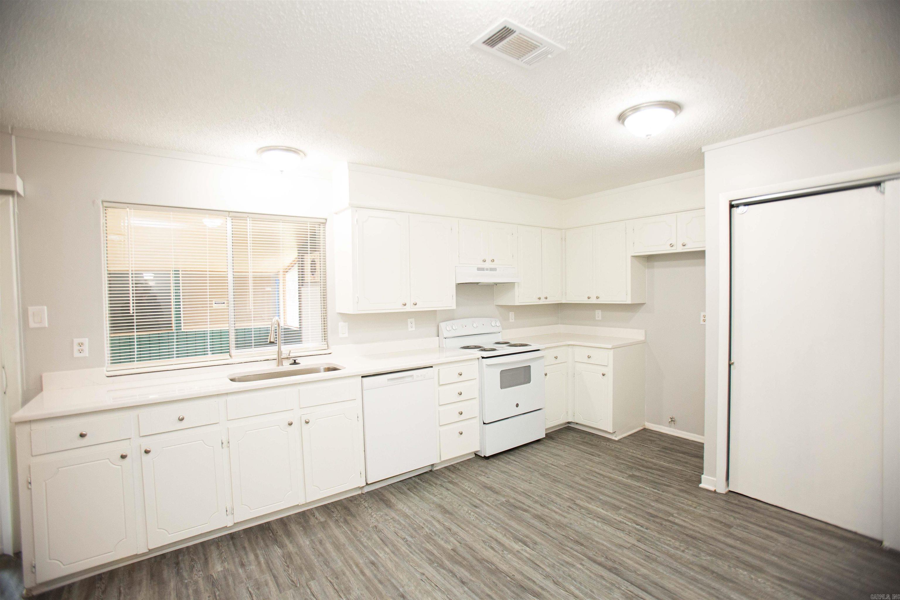 Wood Briar - Residential Lease