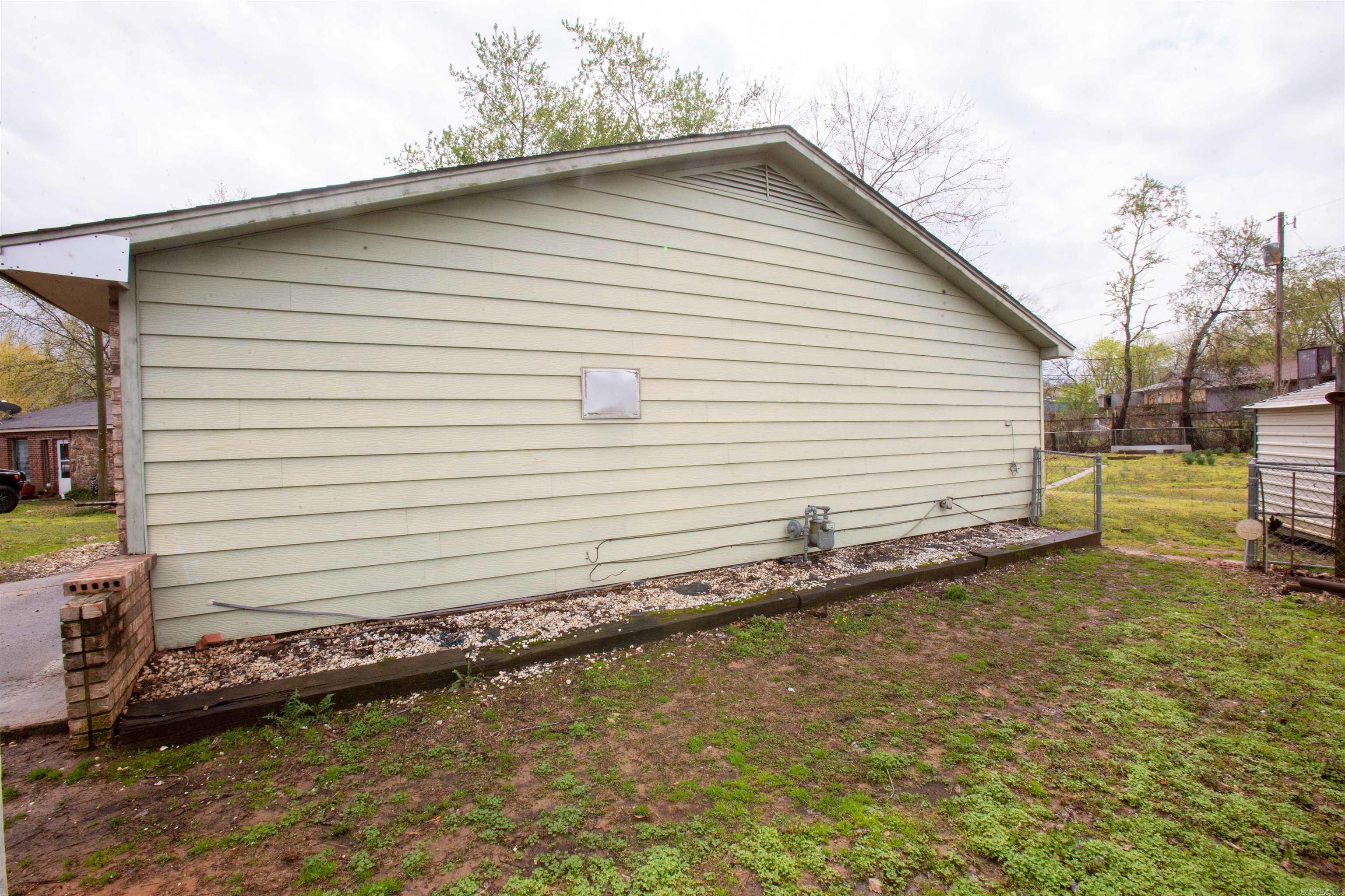 Wood Briar - Residential Lease