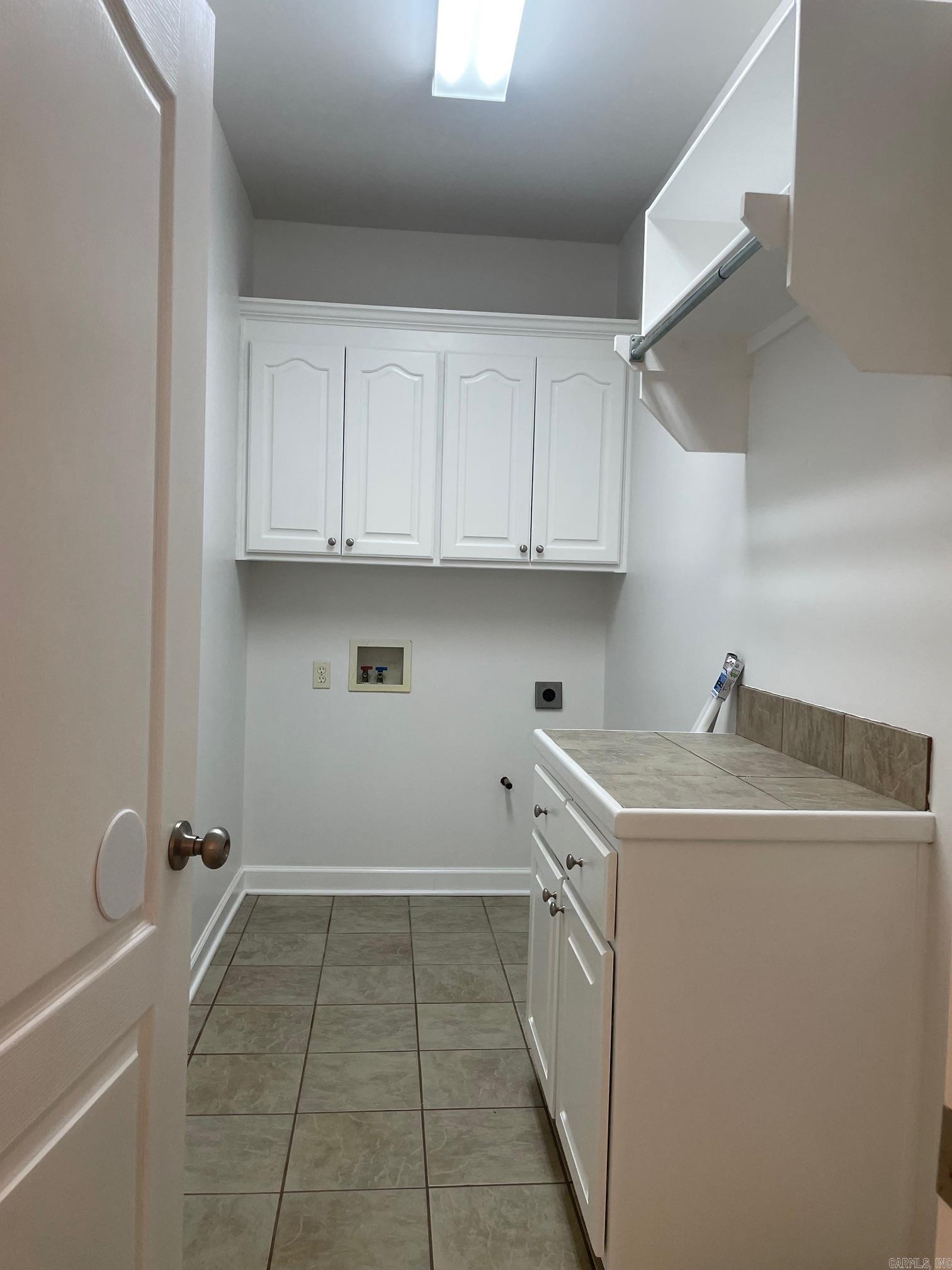 COUNTRY CLUB OF ARK THE - Residential