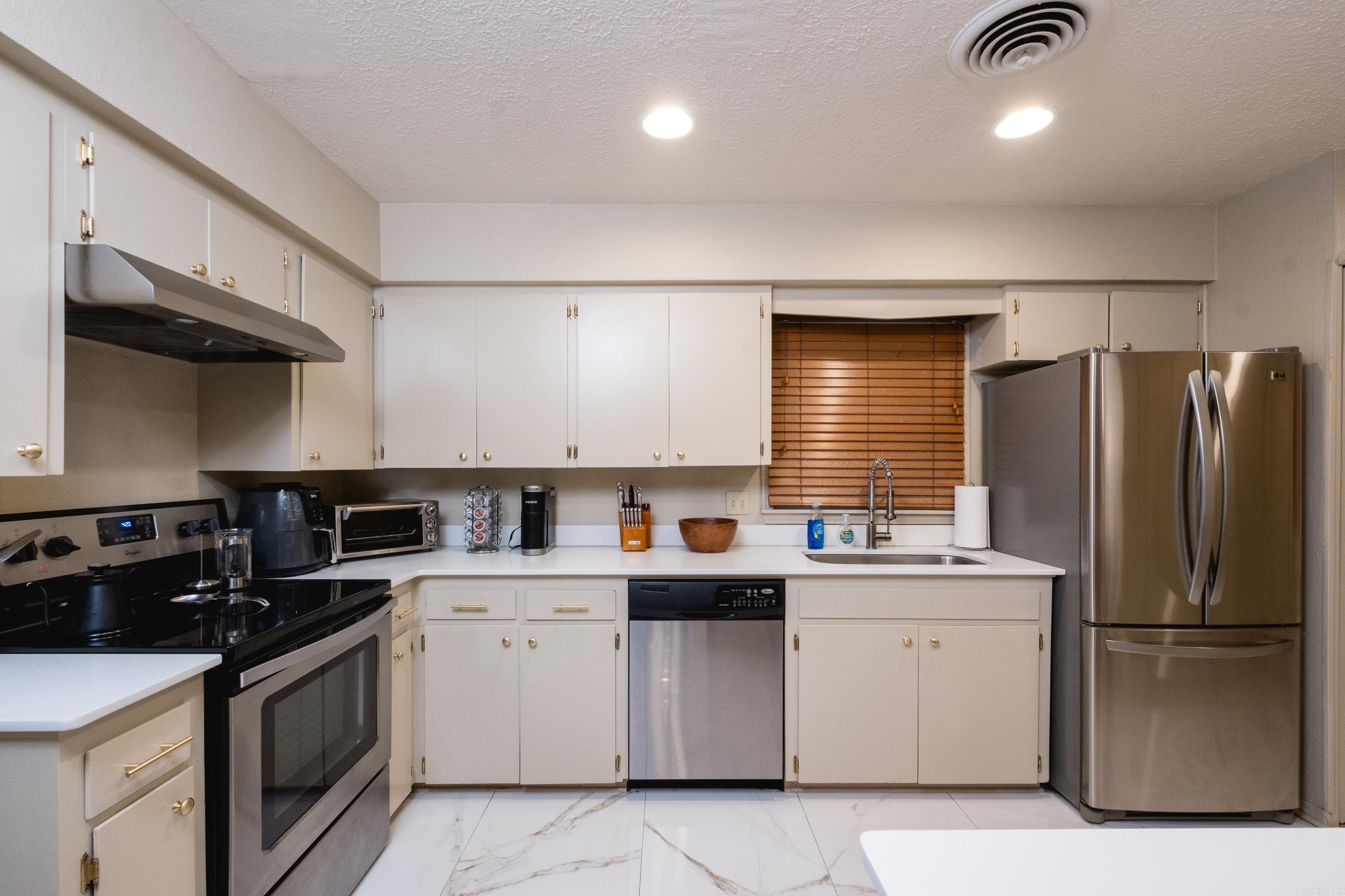 BRIARWOOD - Residential