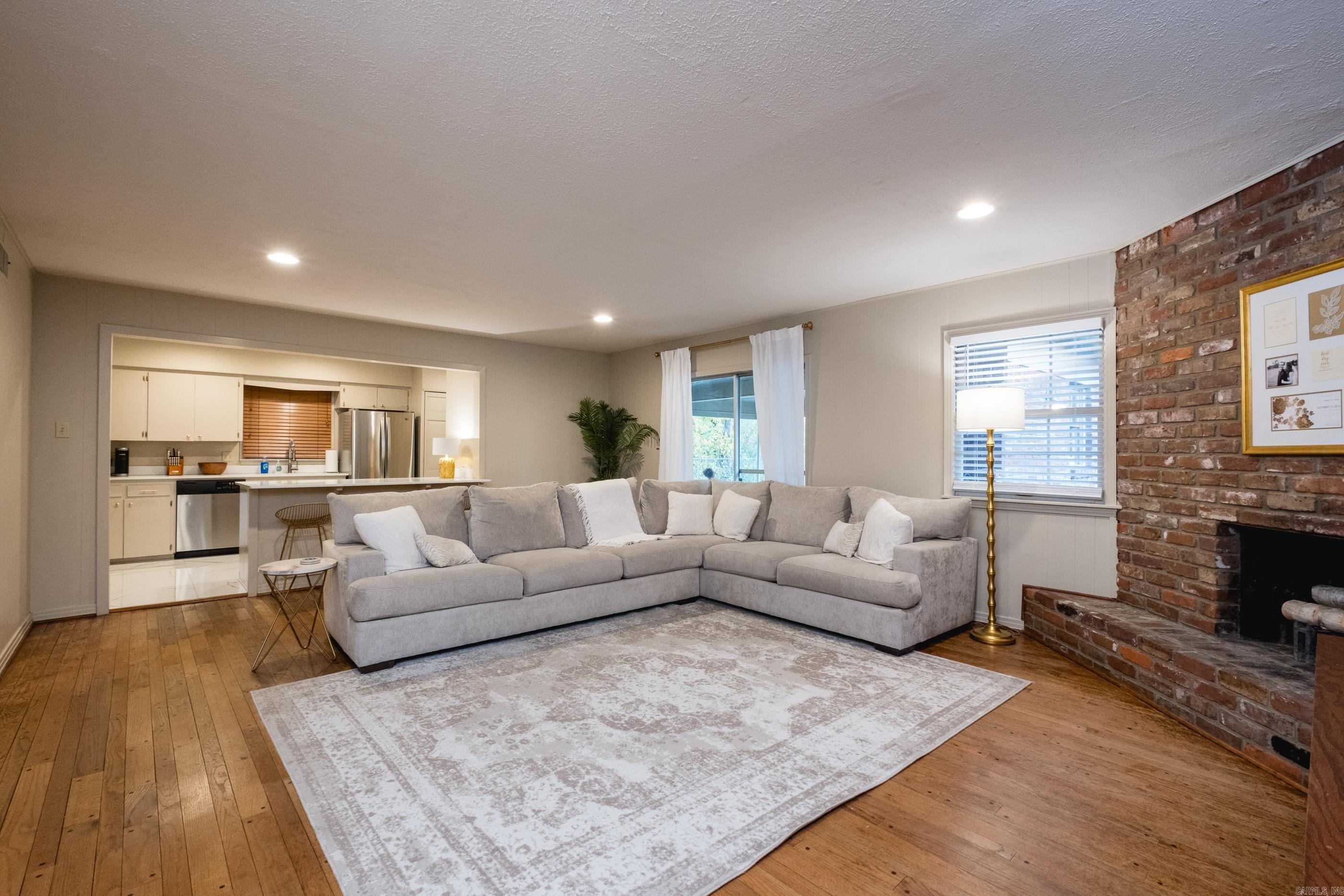 BRIARWOOD - Residential