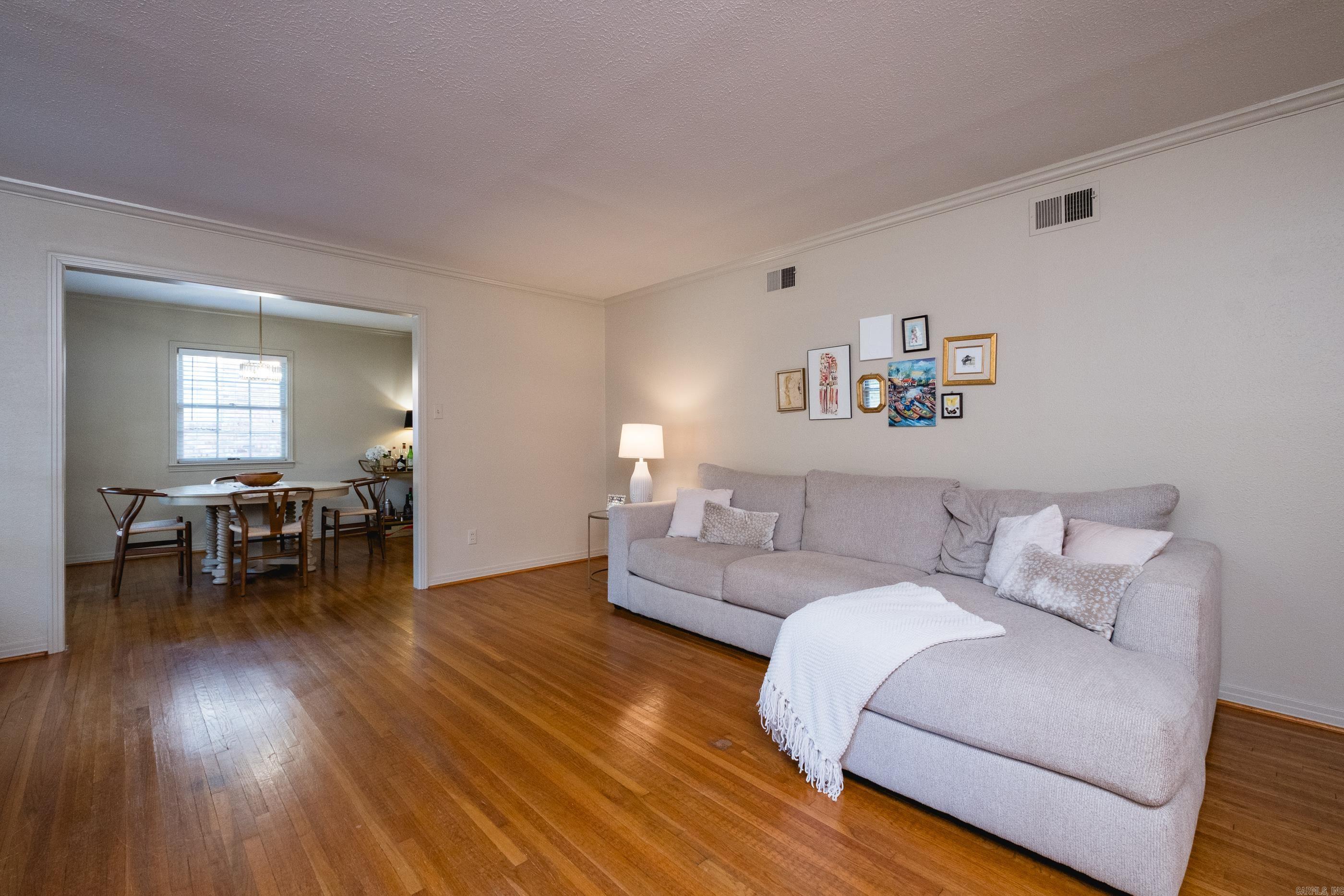 BRIARWOOD - Residential