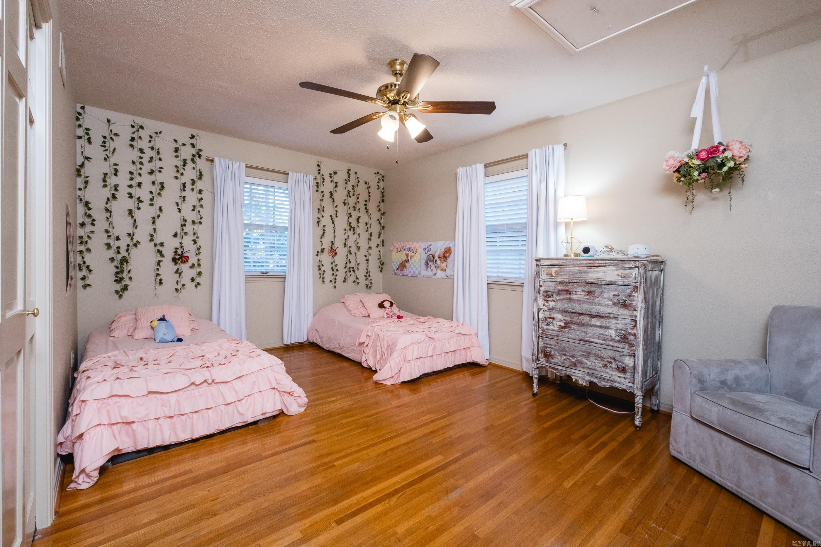 BRIARWOOD - Residential