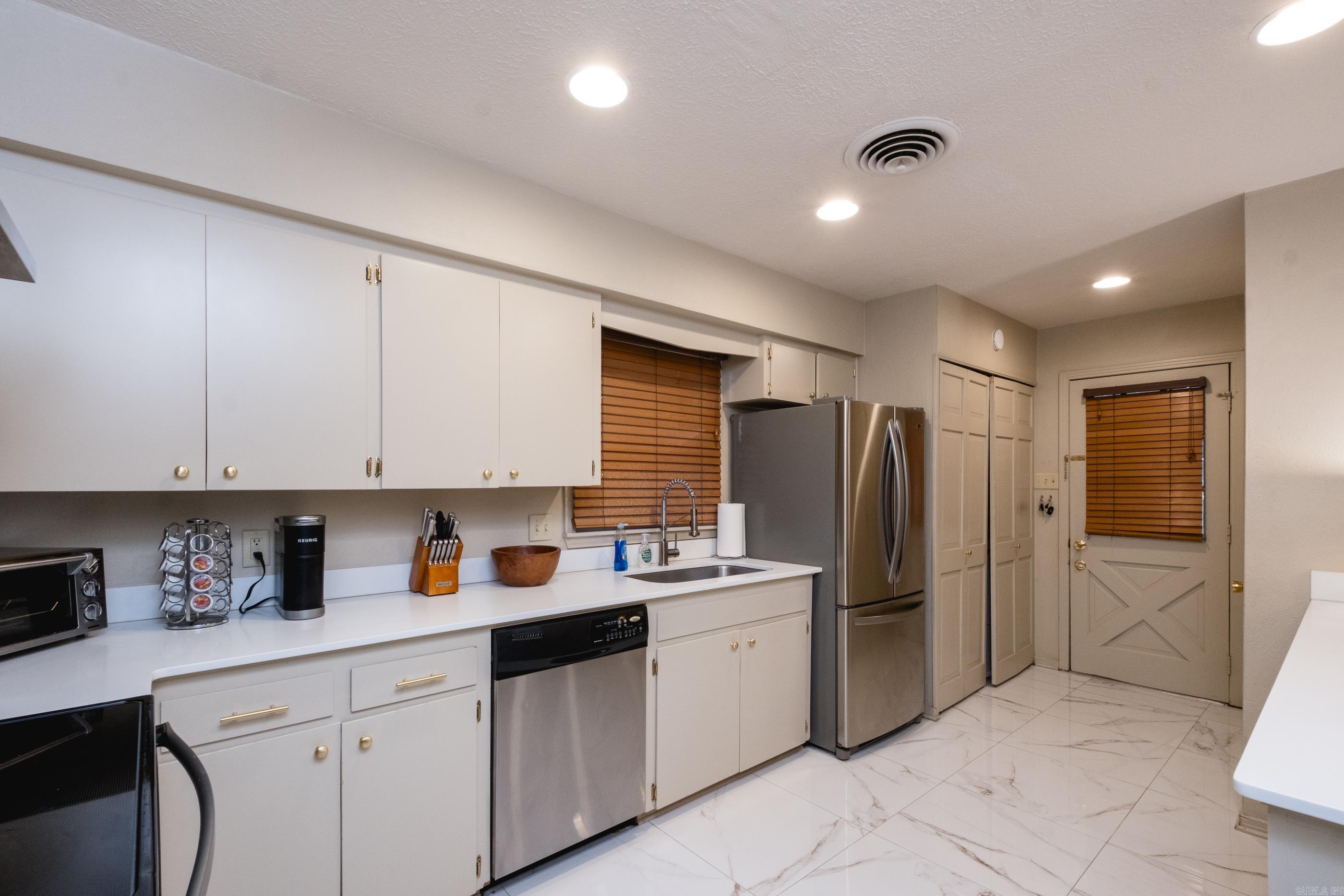 BRIARWOOD - Residential