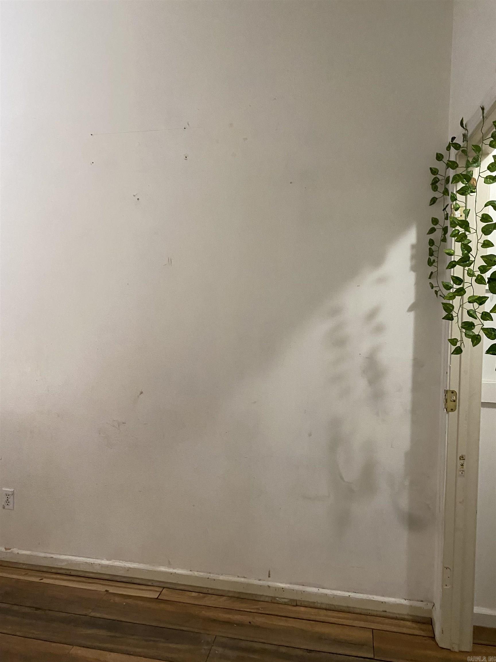 SPRING VALLEY - Residential