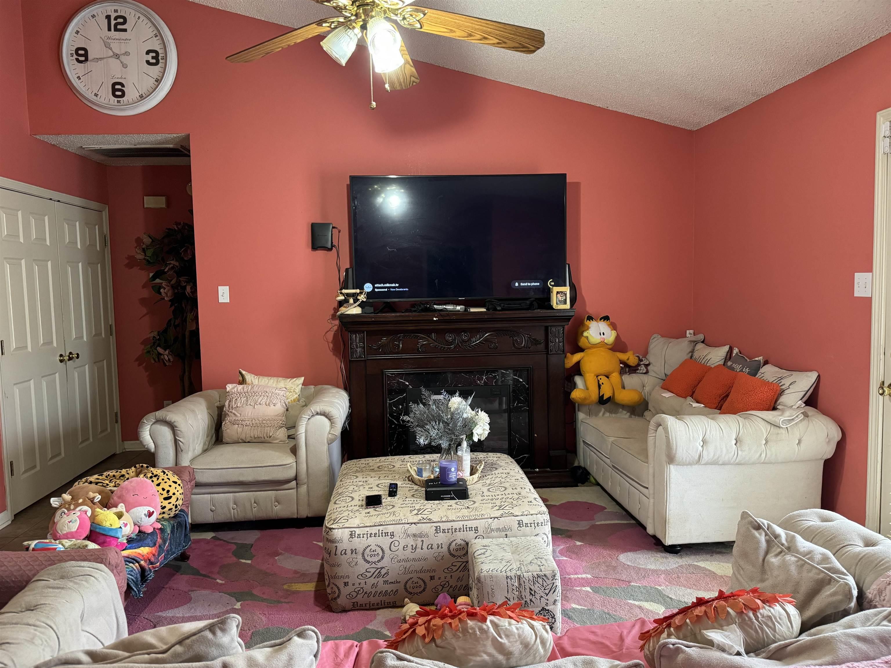 SPRING VALLEY - Residential