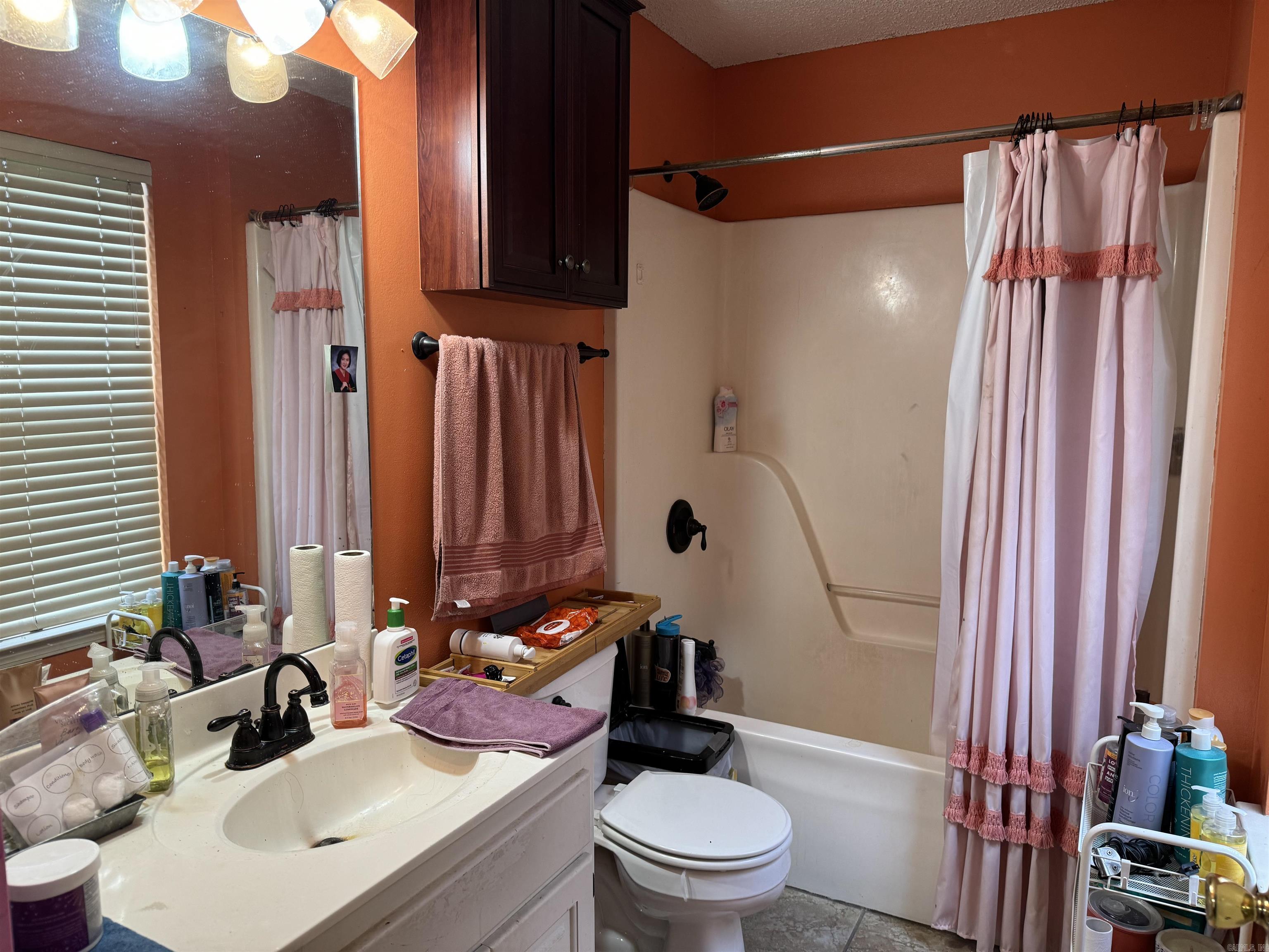 SPRING VALLEY - Residential