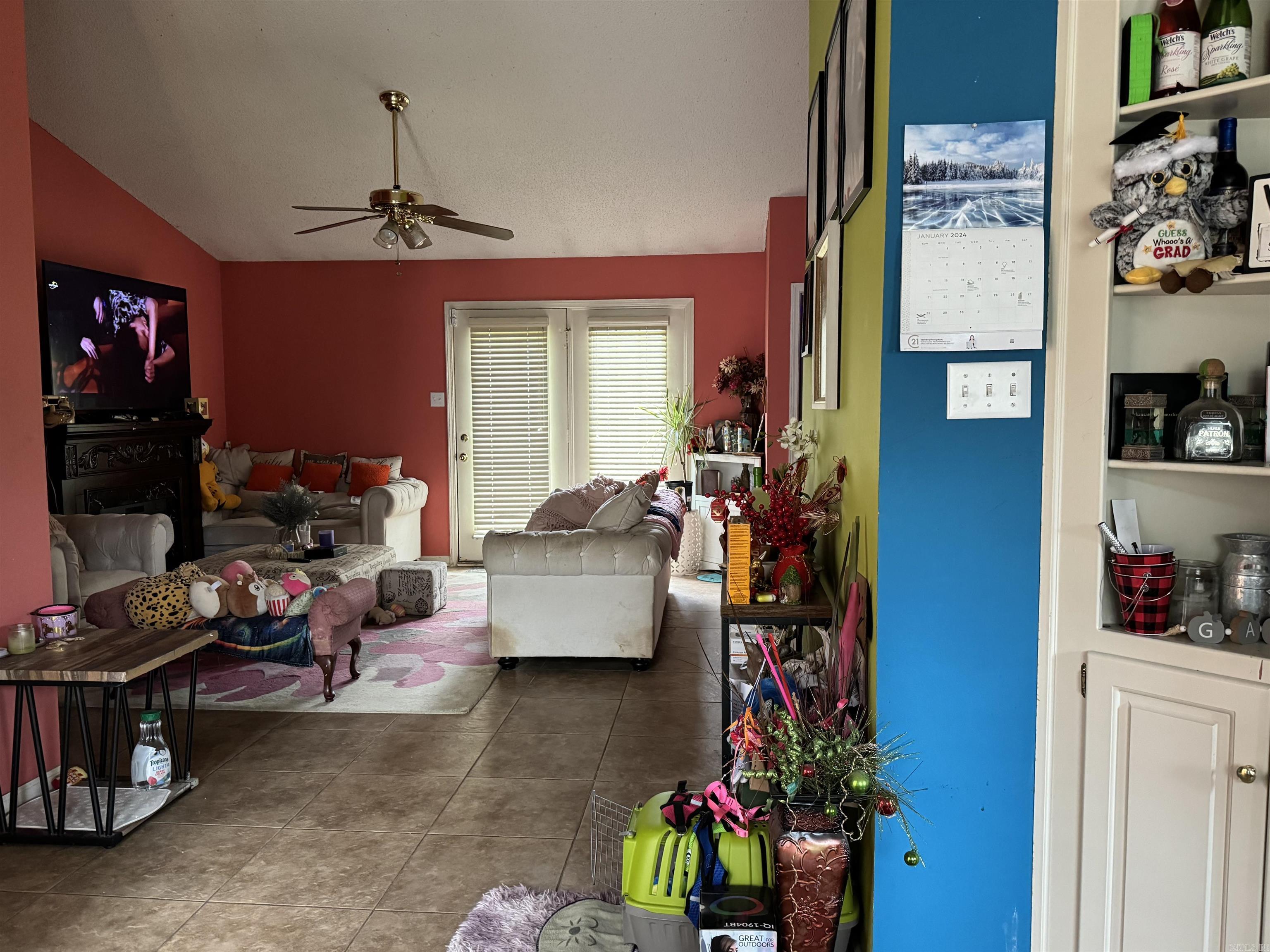 SPRING VALLEY - Residential