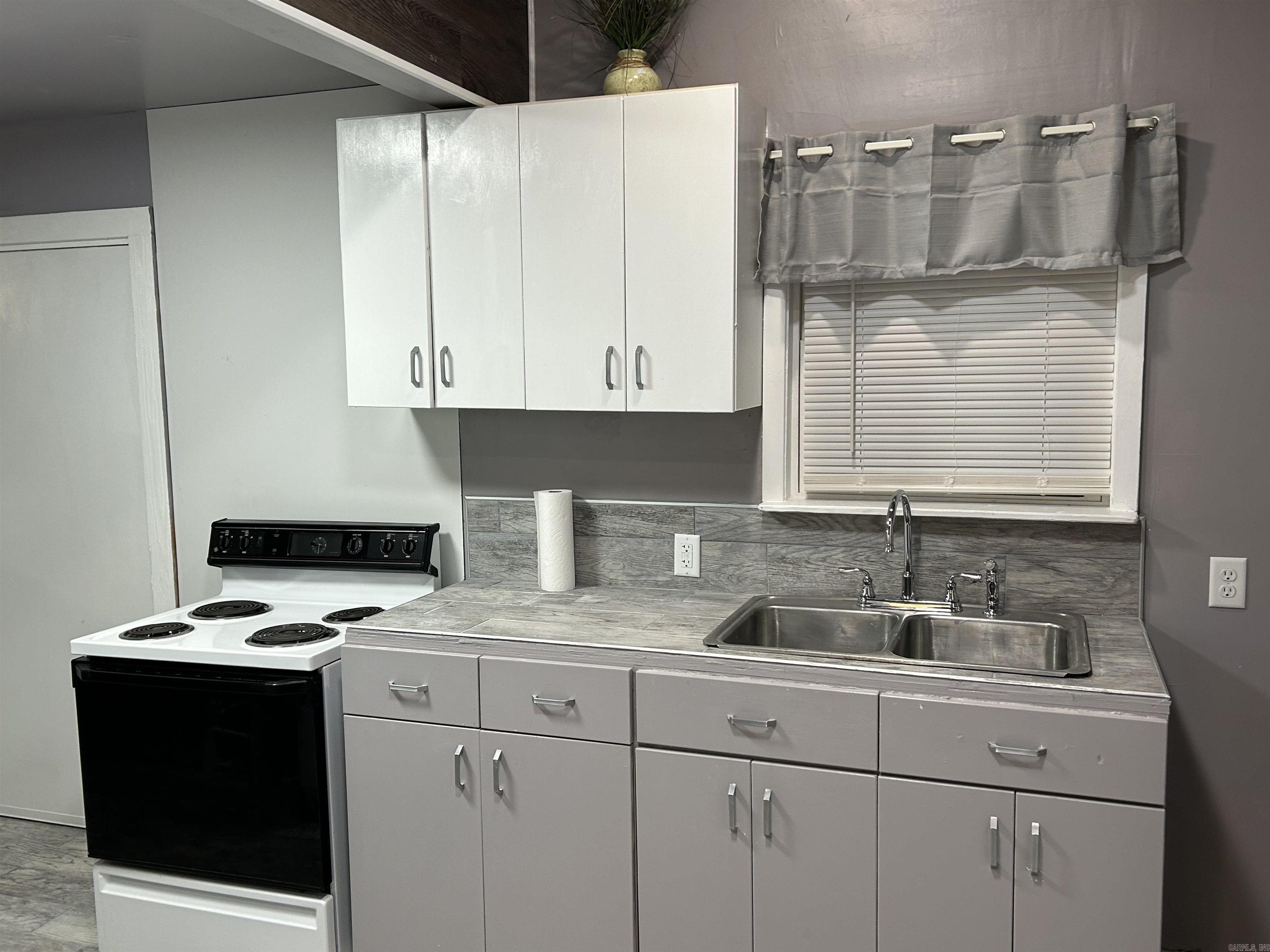 HARDING D - Residential