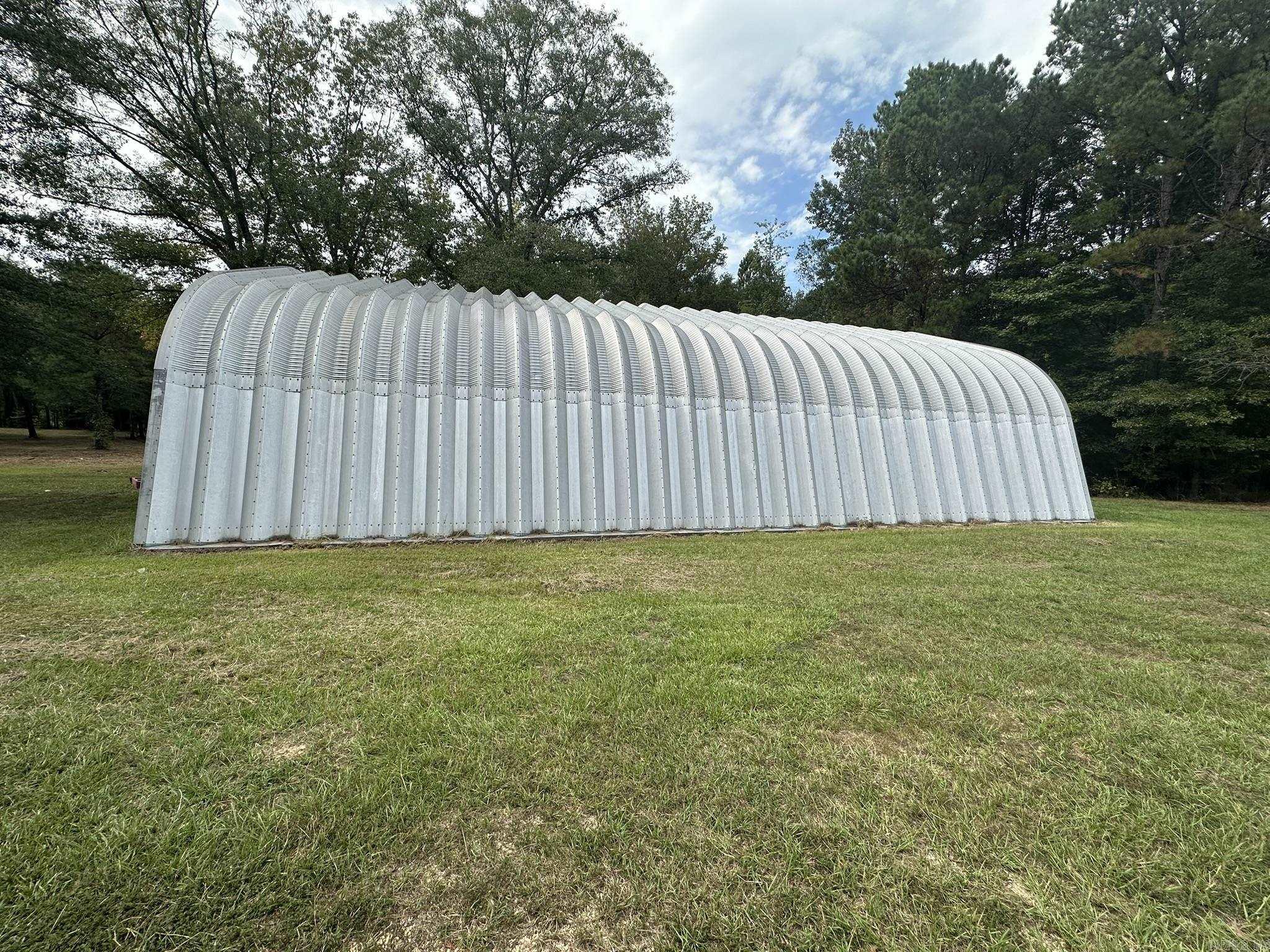 Metes & Bounds - Land