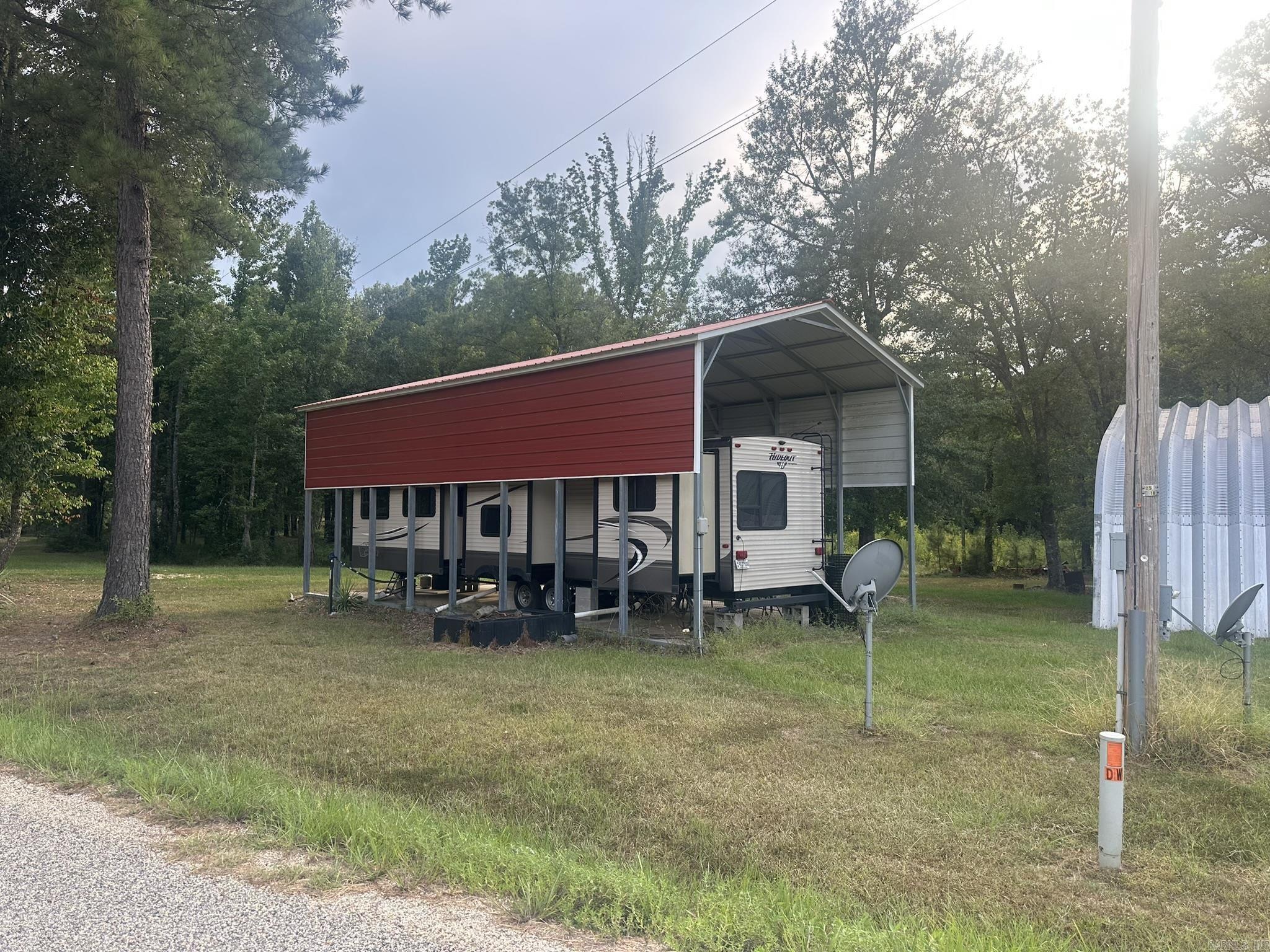 Metes & Bounds - Land