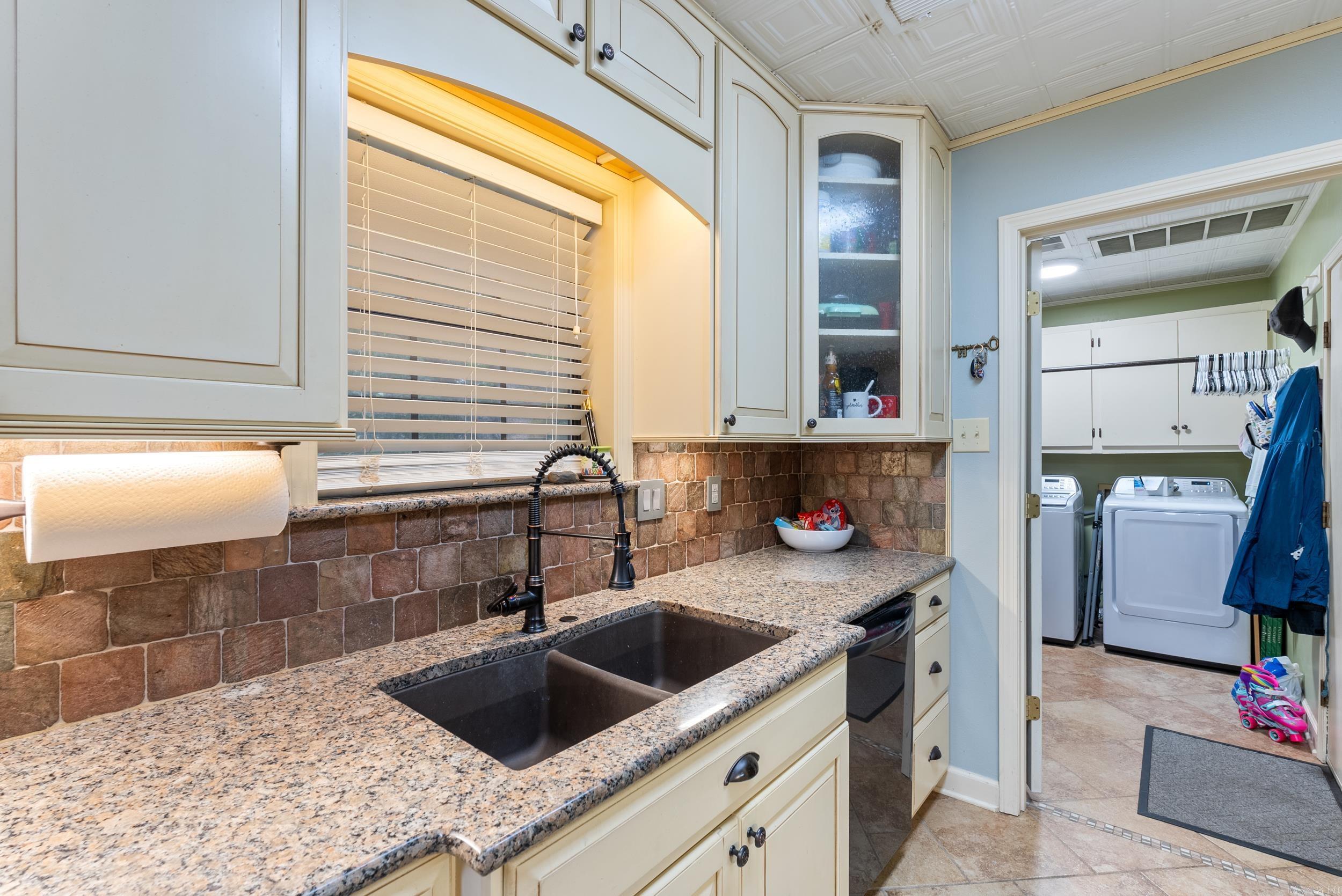 BAINBRIDGE - Residential
