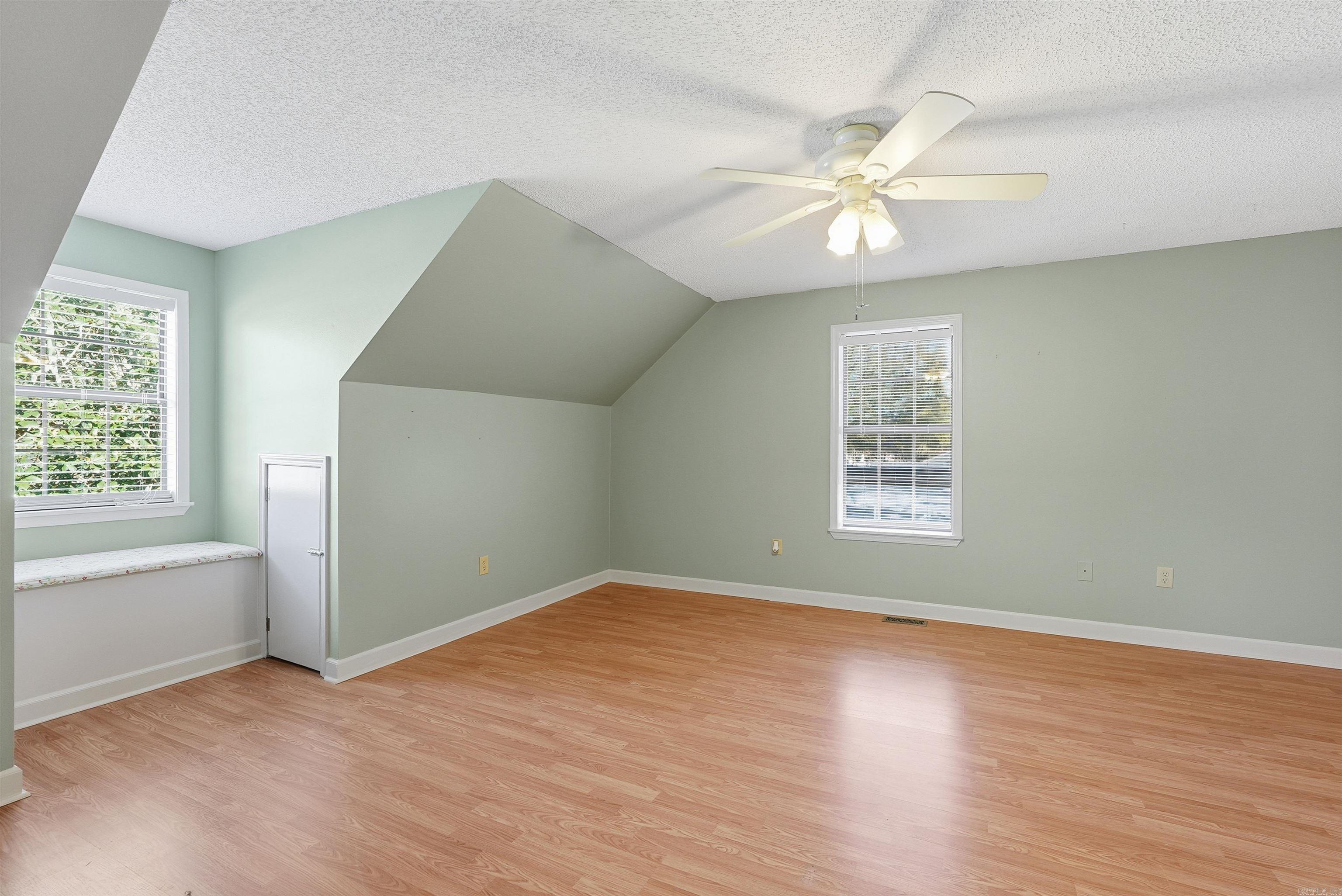 BAINBRIDGE - Residential