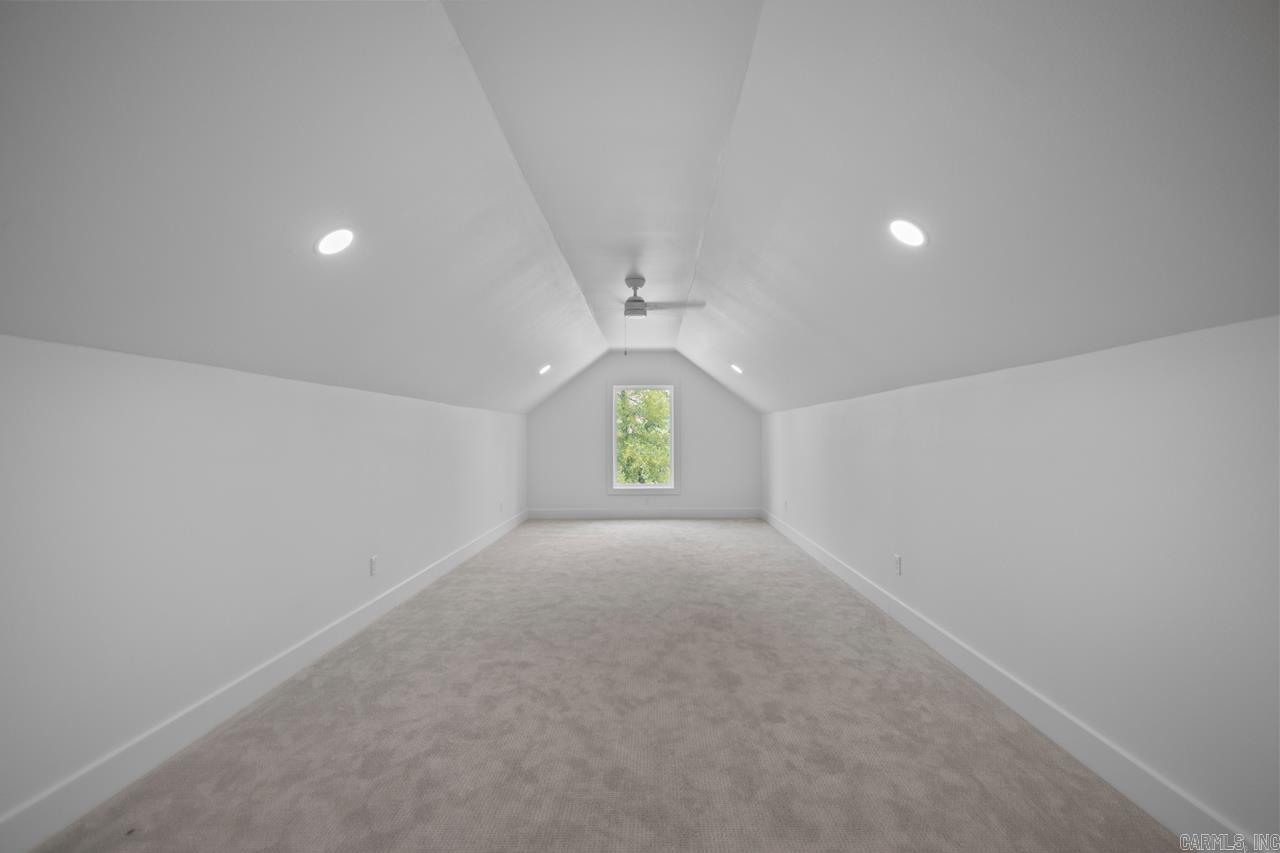 LAKEVIEW WEST - Residential