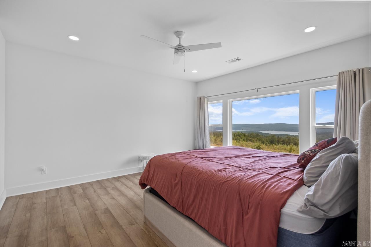 LAKEVIEW WEST - Residential