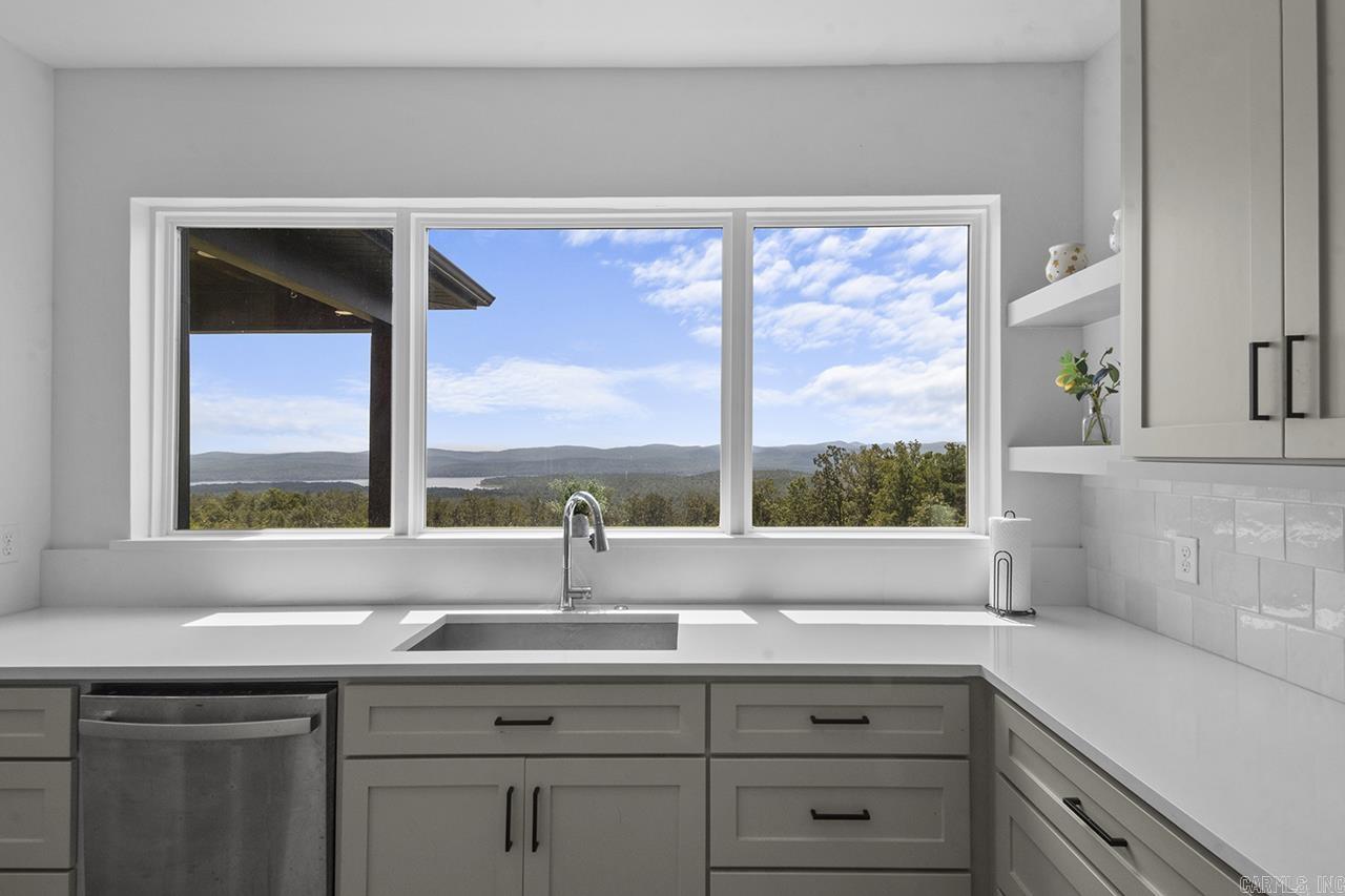 LAKEVIEW WEST - Residential