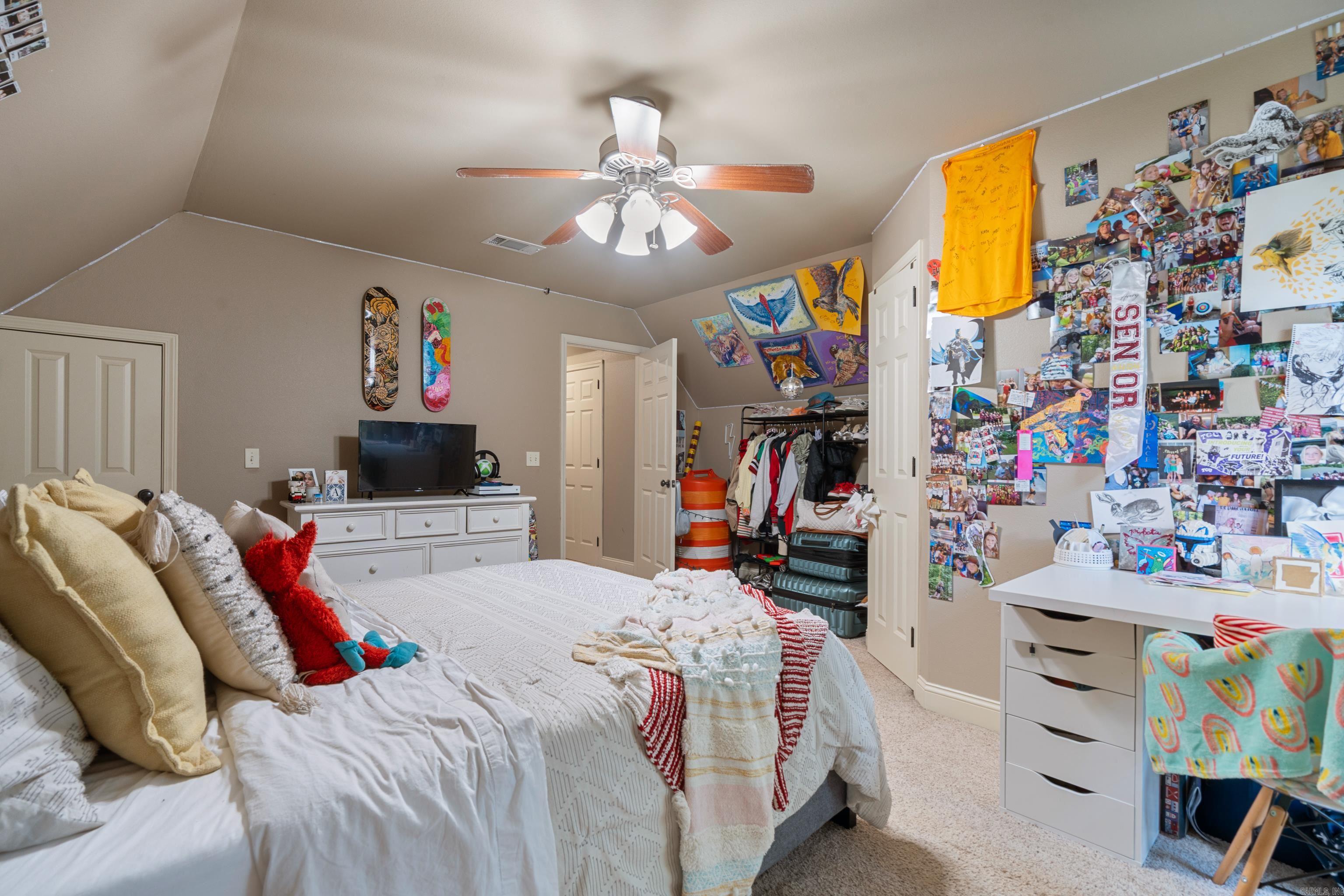 PARKWAY VILLAGE - Residential