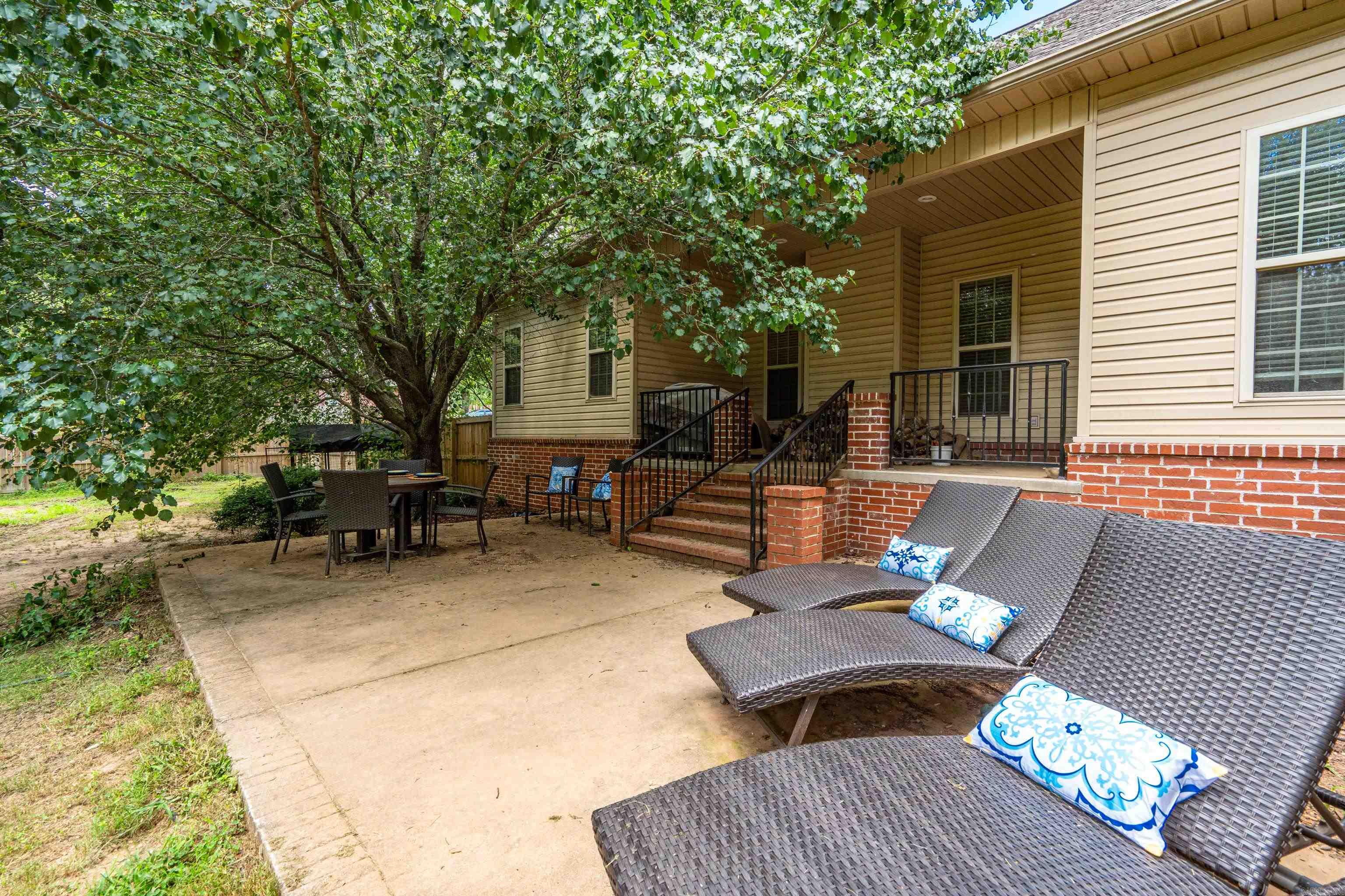 PARKWAY VILLAGE - Residential