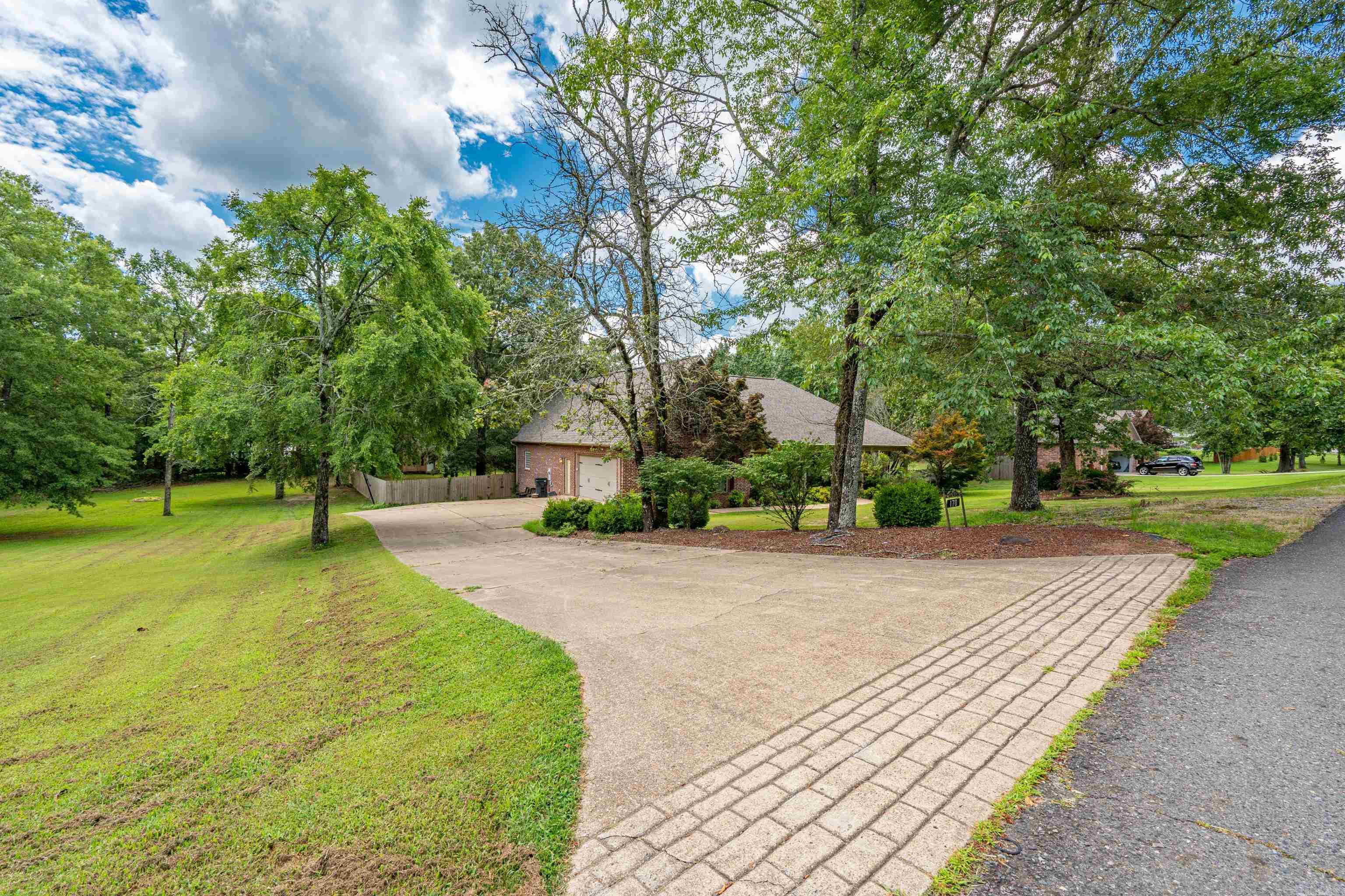 PARKWAY VILLAGE - Residential
