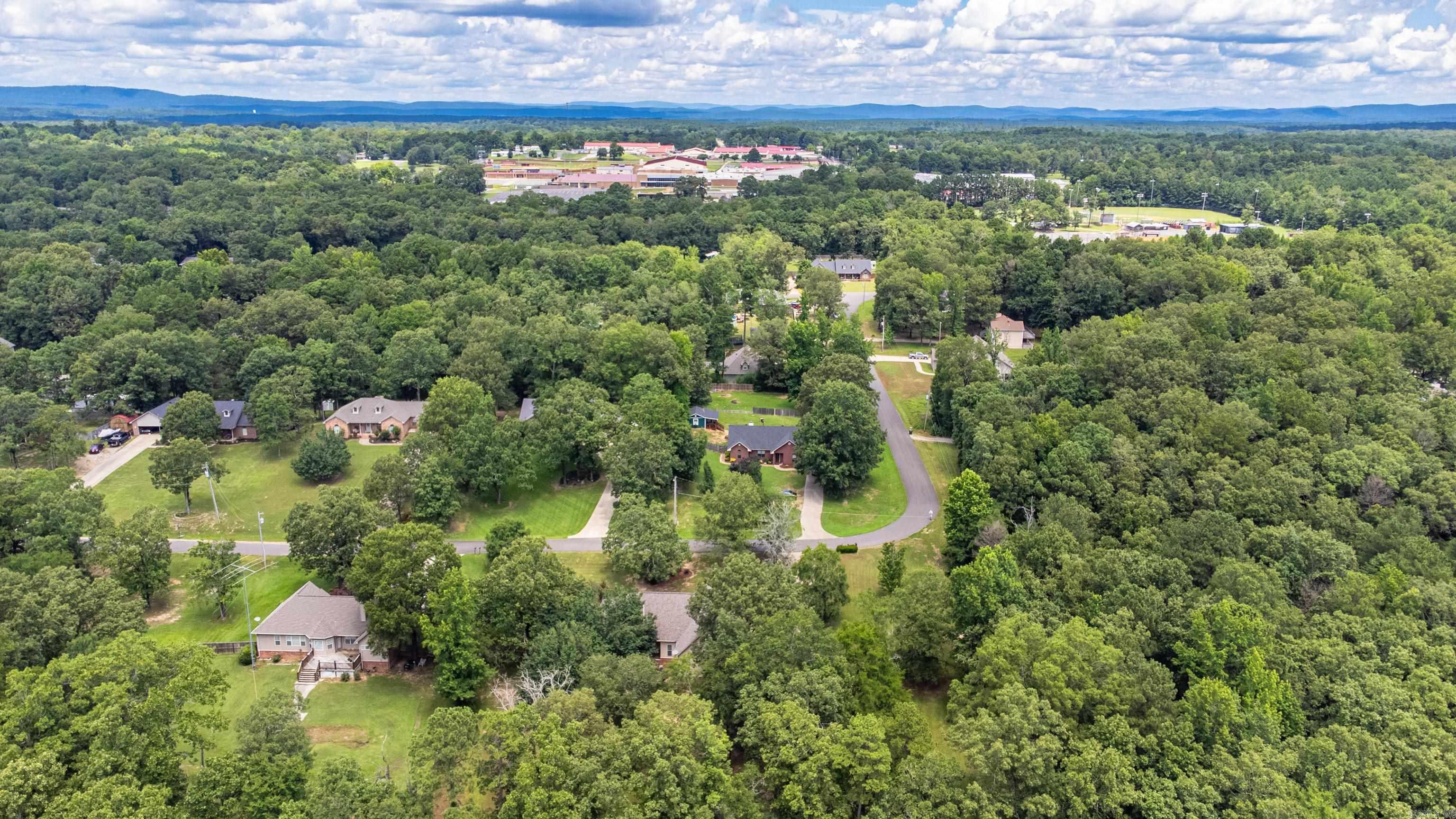 PARKWAY VILLAGE - Residential