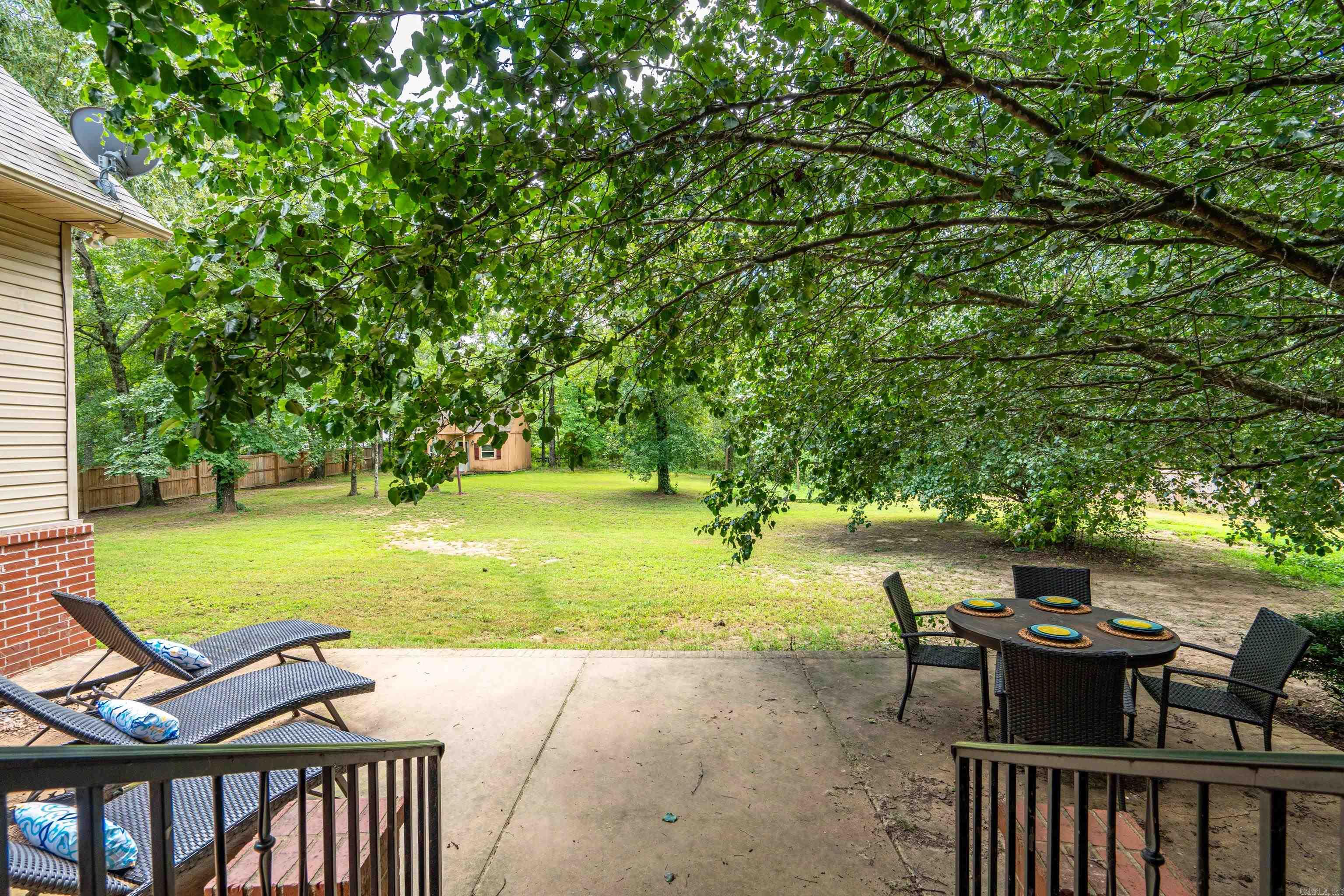 PARKWAY VILLAGE - Residential