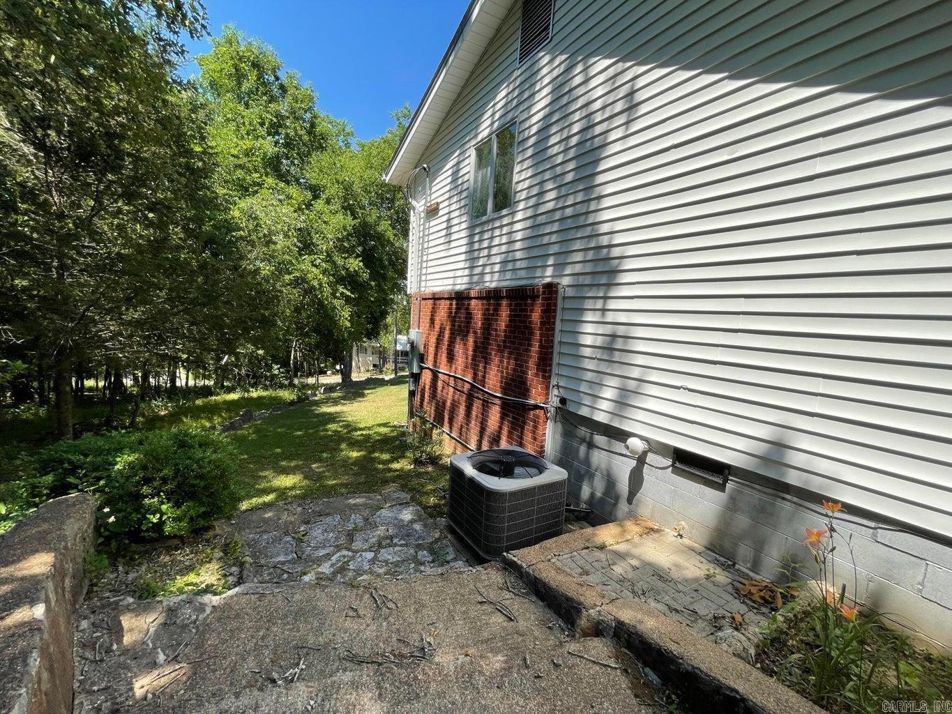 WEST LAKE ESTATES - Residential